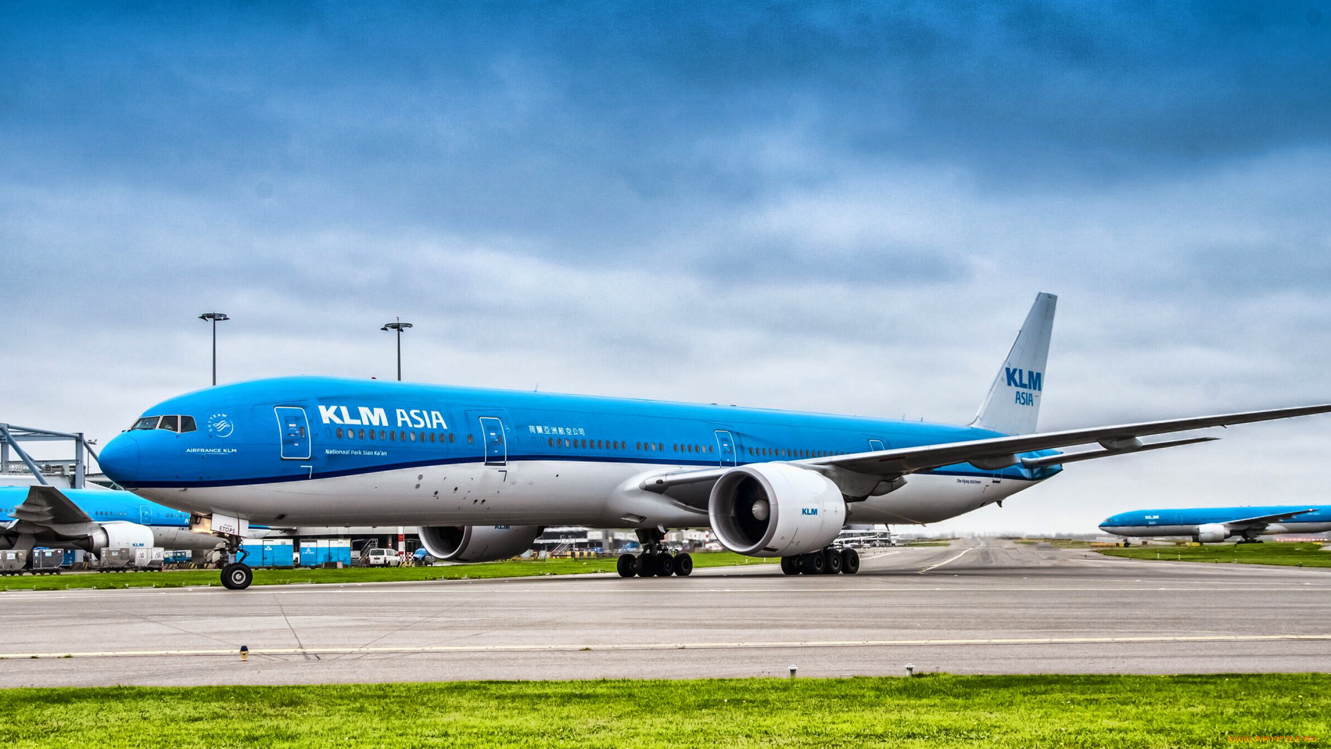 boeing, 777-300, авиация, пассажирские, самолёты, boeing, 777, 300, klm, авиалайнер, аэропорт, пассажирский, самолет