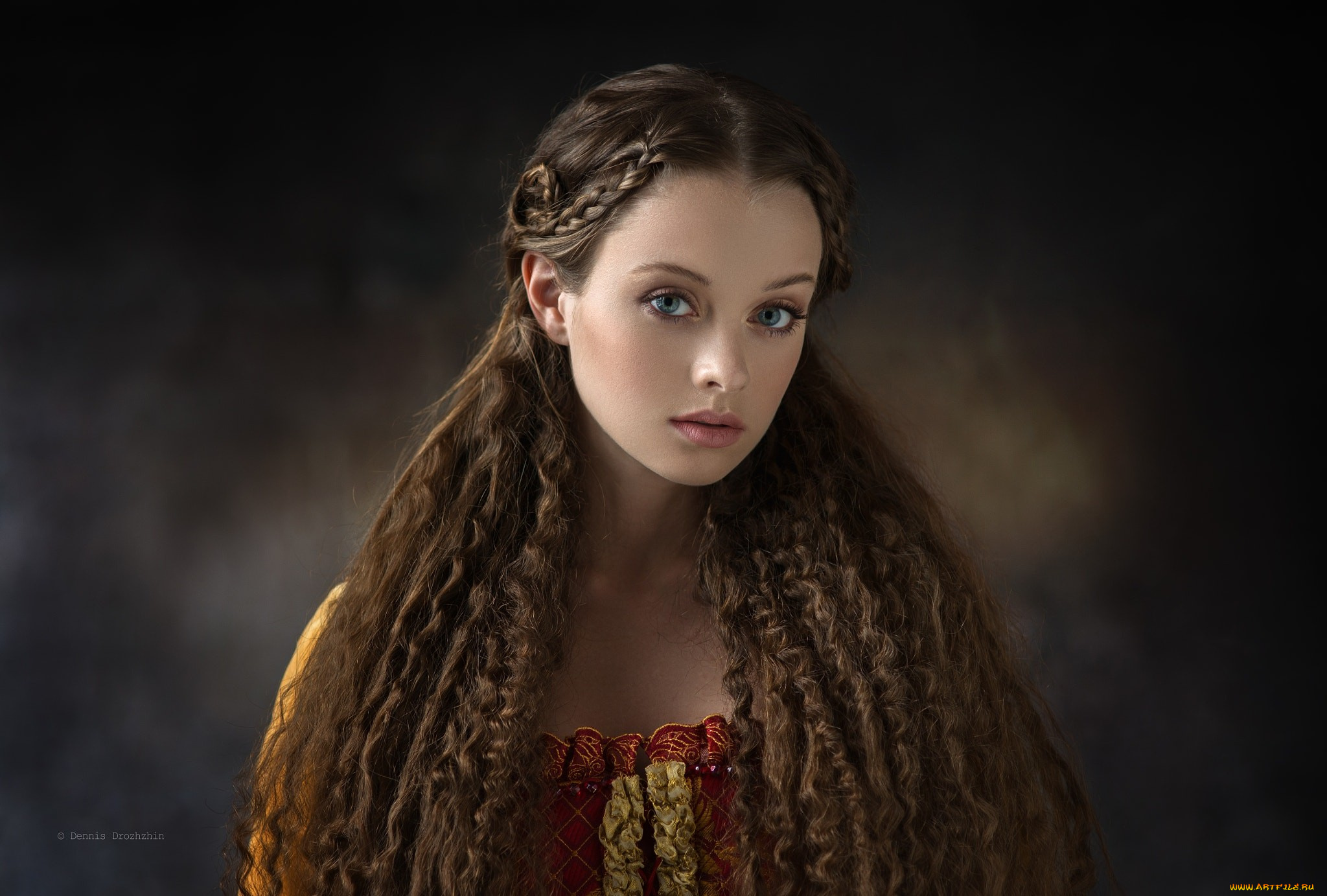 девушки, -, лица, , портреты, лицо, портрет, простой, фон, денис, дрожжин, студия, женщины, в, помещении, модель, голубые, глаза, длинные, волосы, смотрит, на, зрителя, брюнетка