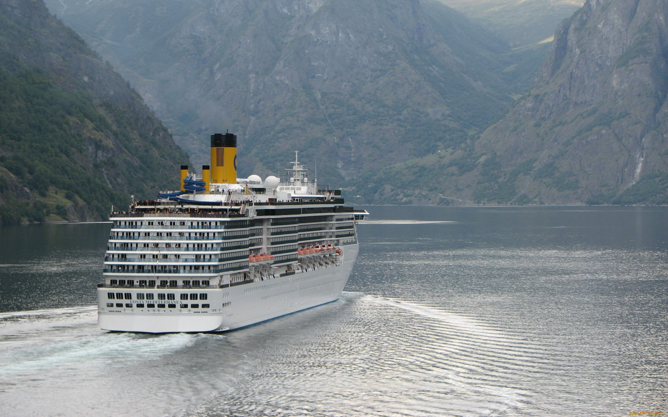 корабли, лайнеры