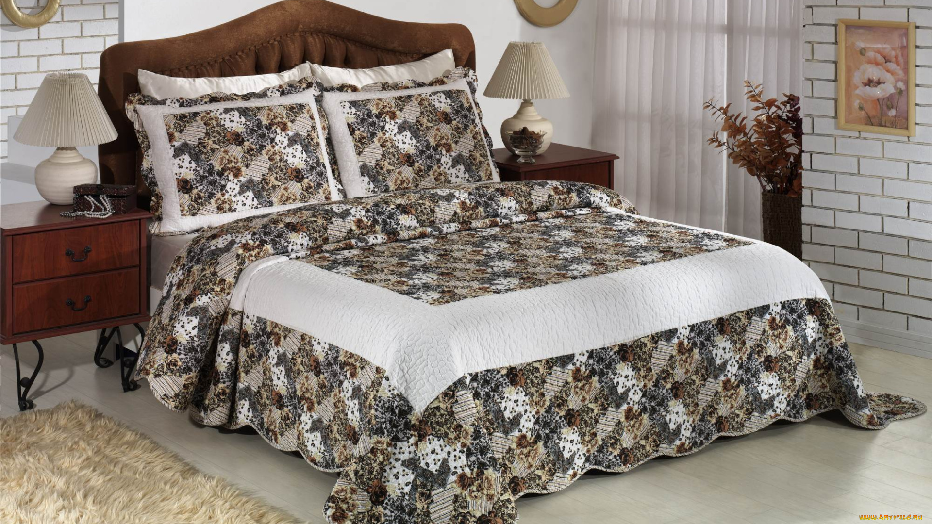 интерьер, спальня, картина, шкатулка, постельное, коврик, светильники, тумбочки, кровать, белье