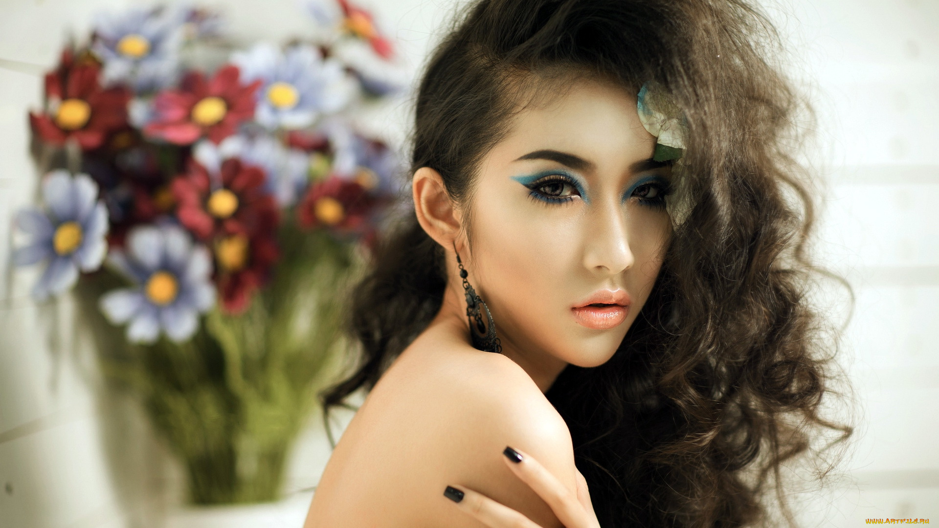 Kelly, Khoa, Nguyen, девушки, , , , взгляд, букет, серьги, макияж