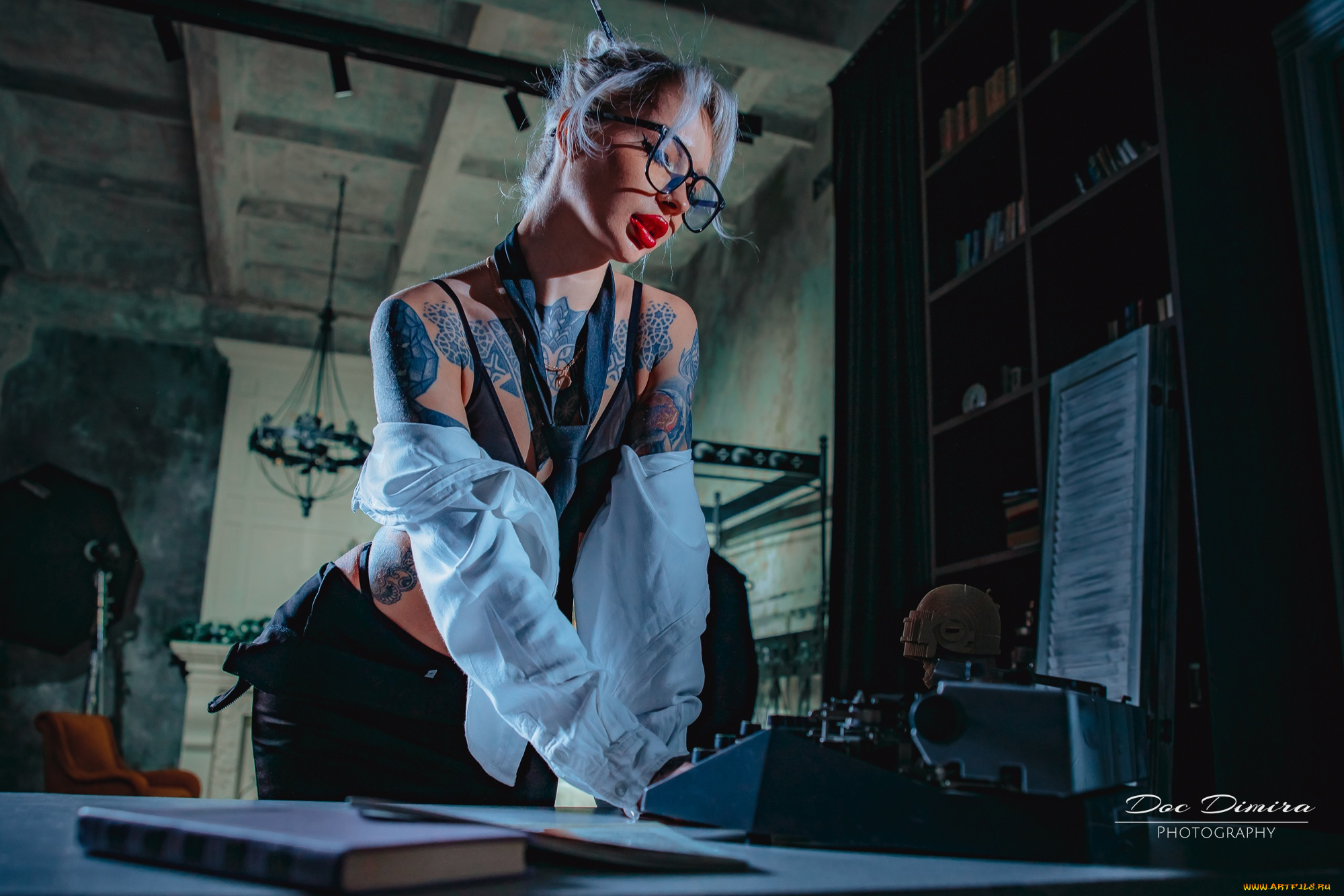 бестия, девушки, -, блондинки, , светловолосые, девушка, женщина, блондинка, светловолосая, сексуальная, модель, звезда, позирует, разная, обувь, верхняя, стильная, одежда, нижнее, эротическое, бельё, трусы, лифчик, колготки, чулки, аксессуары, макияж, и, множество, элементов, на, фотографии, дарья, алексеевна