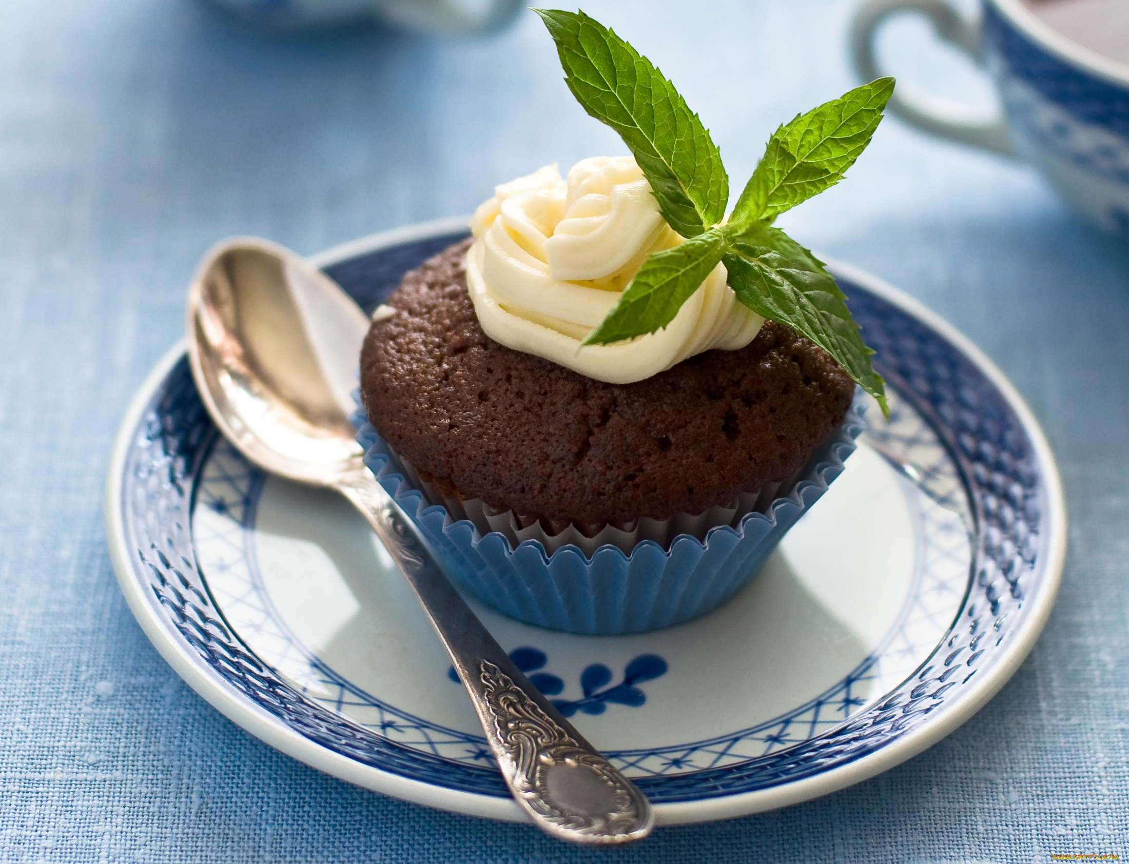 еда, пирожные, кексы, печенье, кекс, крем, мята, ложка, блюдце