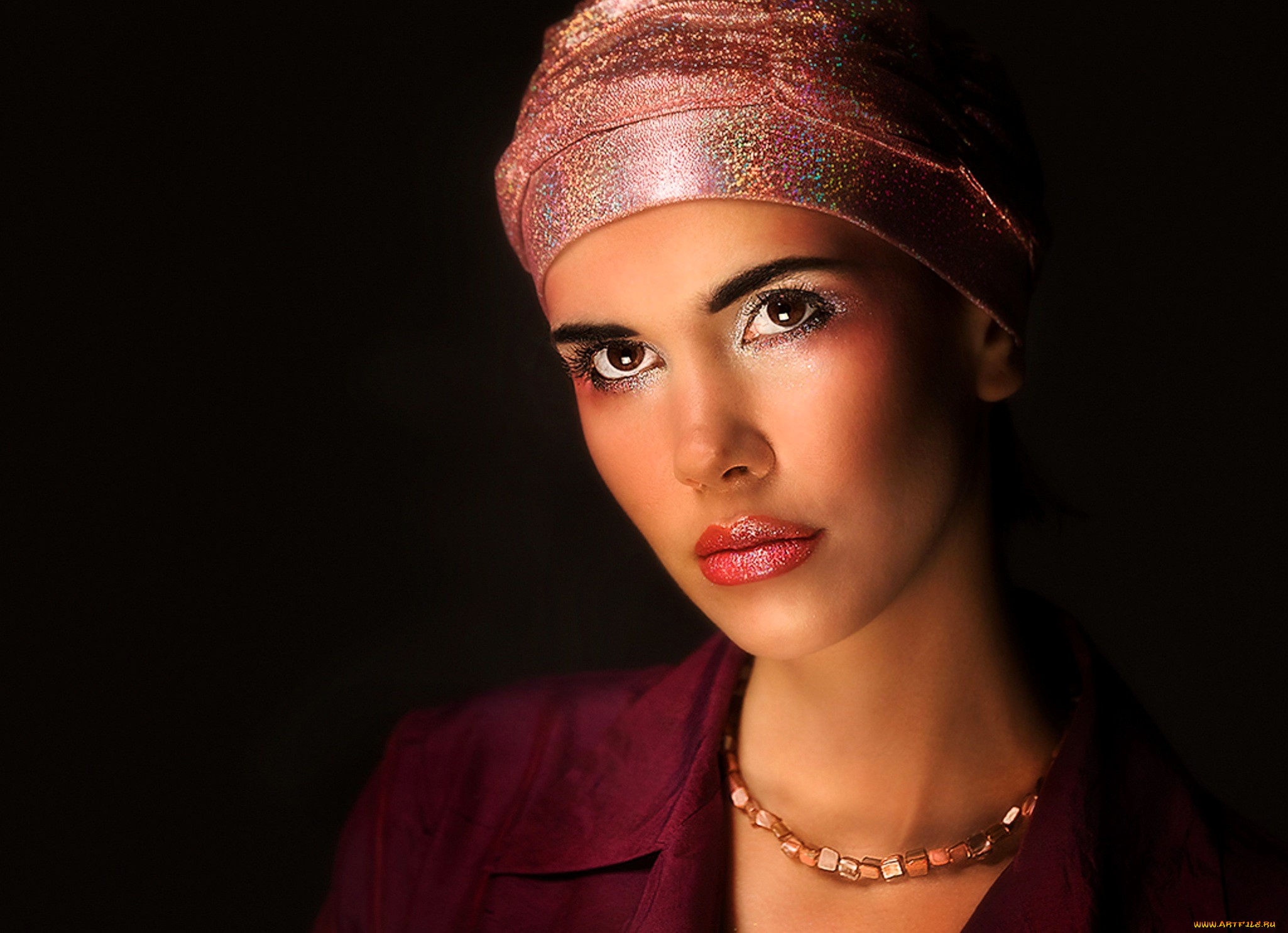 девушки, -, лица, , портреты, лицо, бусы, тюрбан, жакет