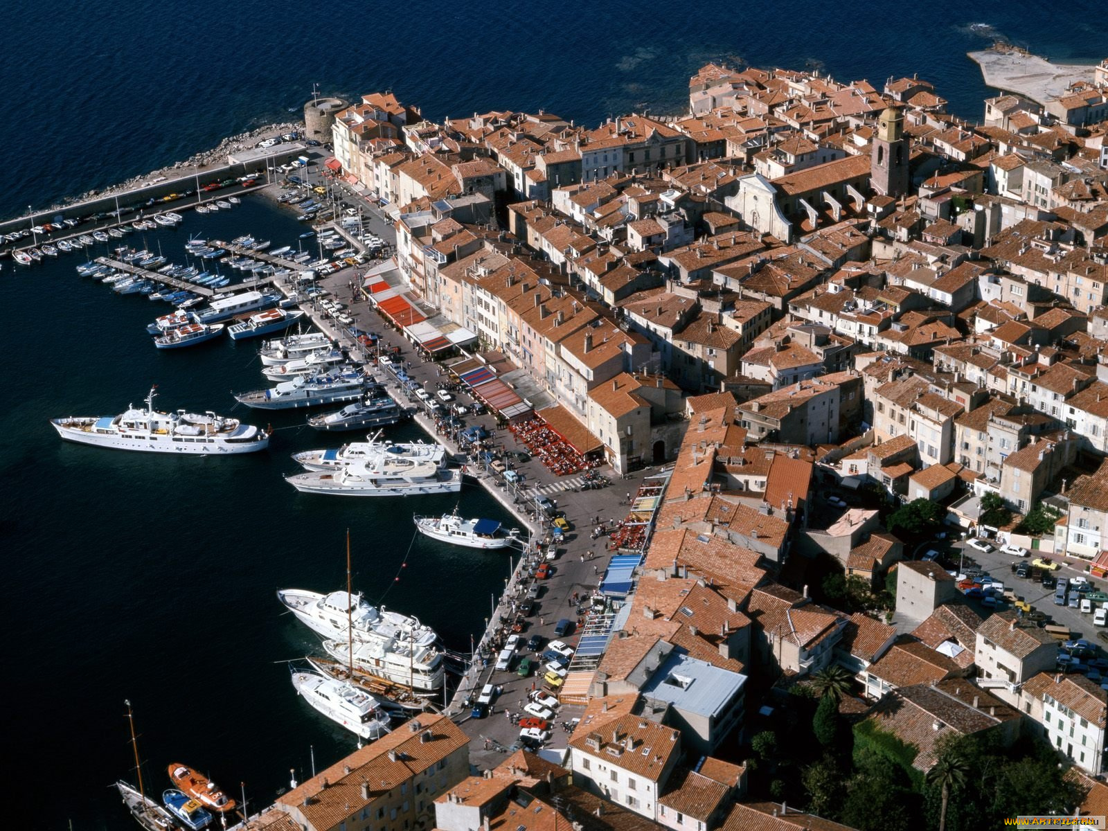 корабли, порты, причалы