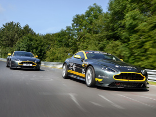 Картинка автомобили aston+martin v8 aston martin