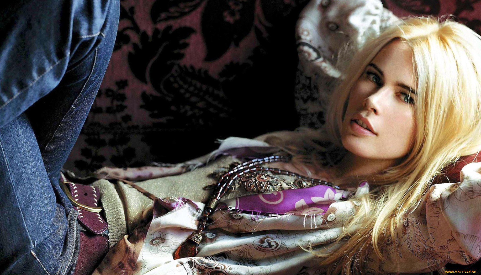девушки, claudia, schiffer, модель, блондинка, джинсы