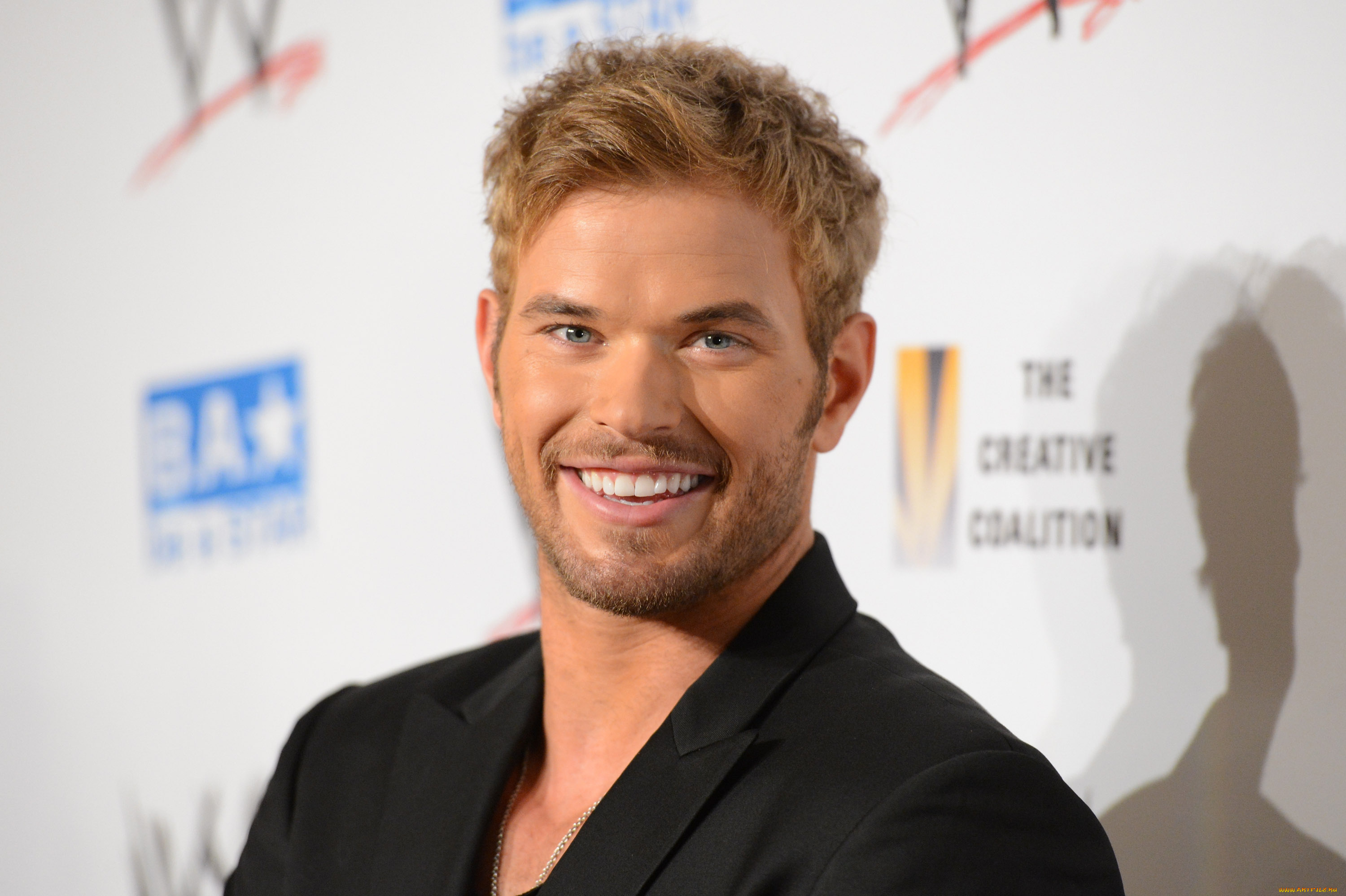 мужчины, kellan, lutz, актер, лицо, щетина, улыбка