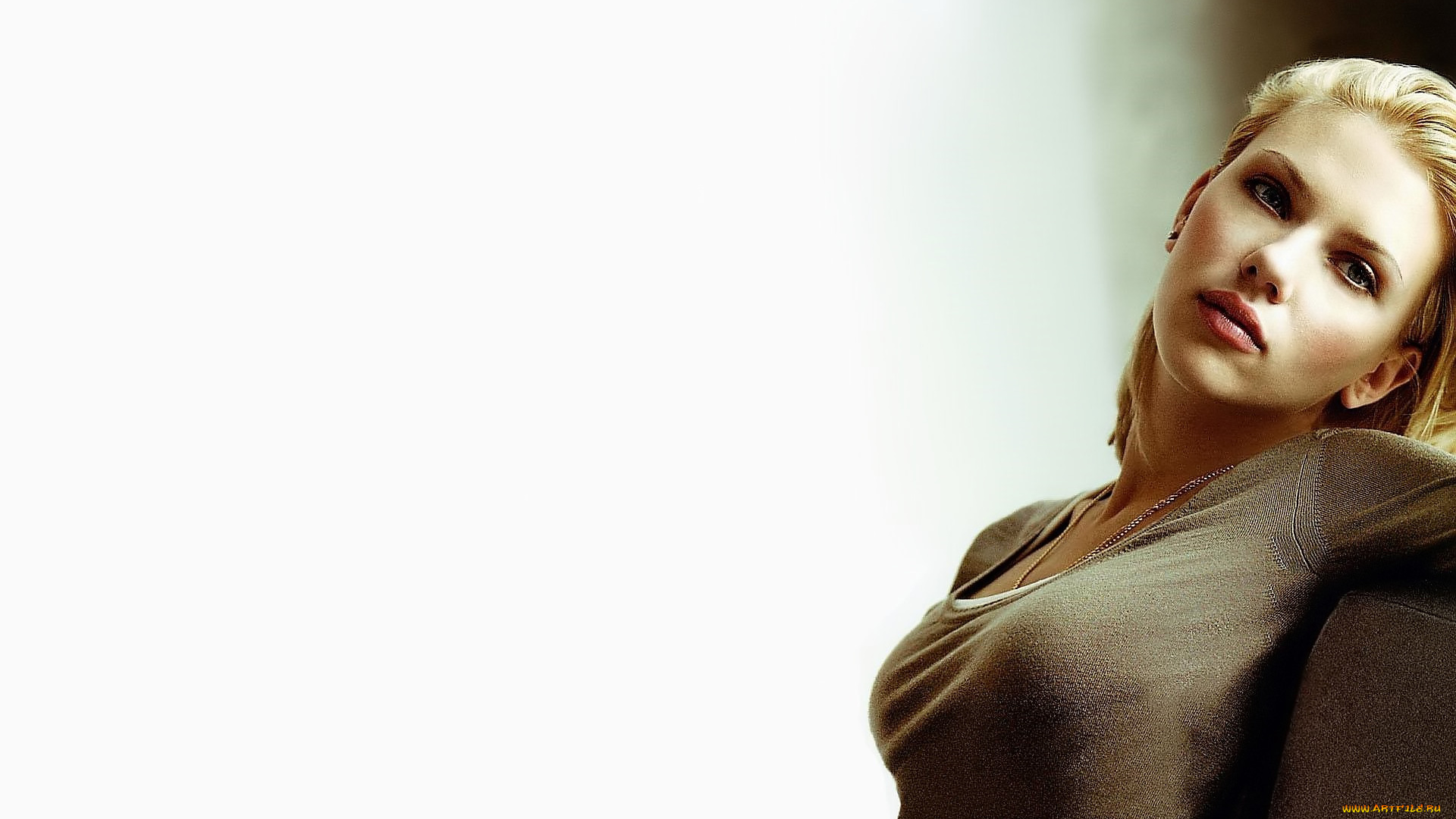 девушки, scarlett, johansson, блондинка, свитер