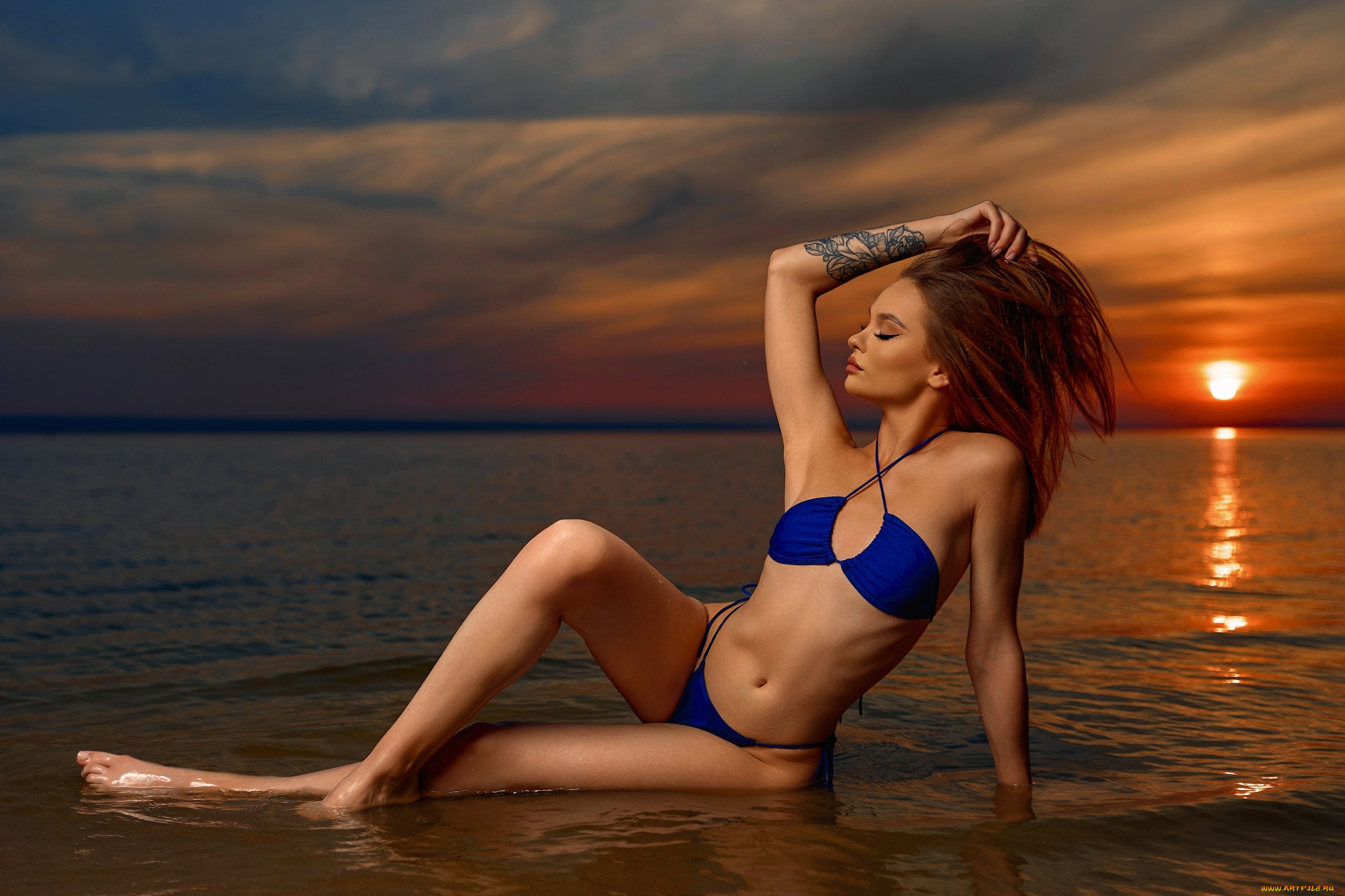 девушка, -, girl, девушки, -, брюнетки, , шатенки, девушка, женщина, шатенка, темноволосая, сексуальная, модель, звезда, позирует, разная, обувь, верхняя, стильная, одежда, нижнее, эротическое, бельё, трусы, лифчик, колготки, чулки, аксессуары, макияж, и, множество, элементов, на, фотографии