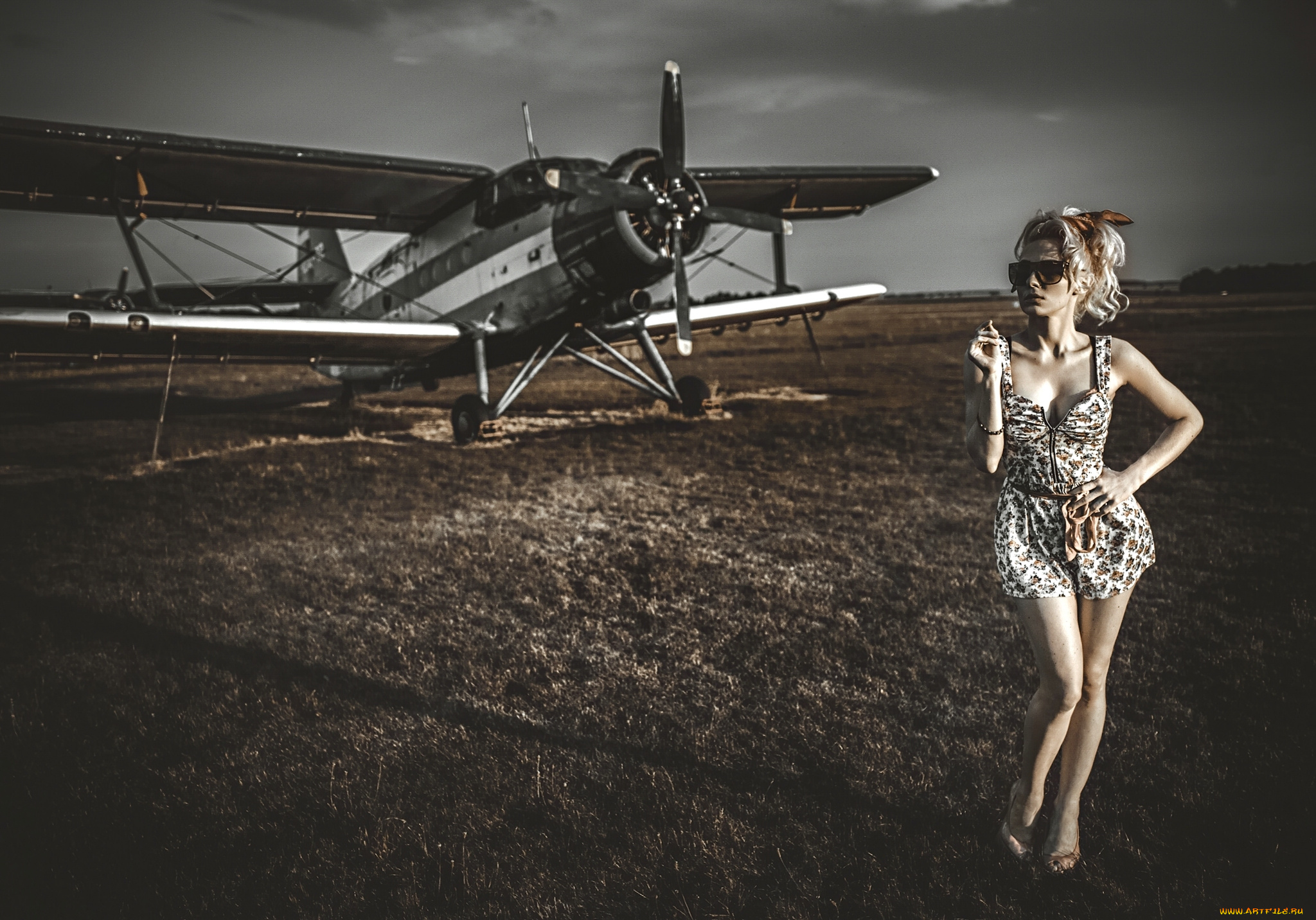 девушки, -unsort, , блондинки, биплан, самолёт, блондинка, модель