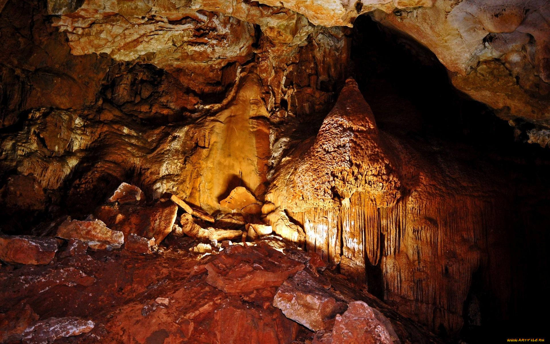 природа, горы, пещера, камни, свет, сталактиты