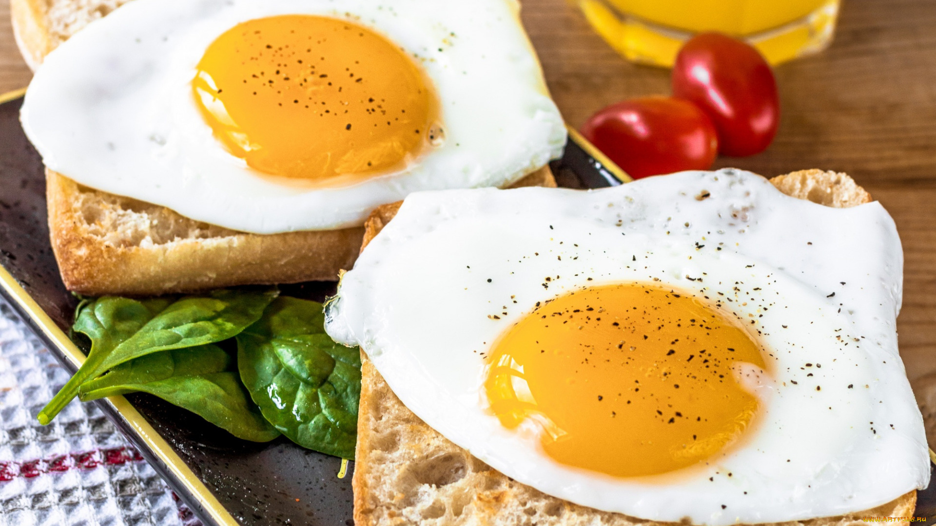 еда, яичные, блюда, базилик, хлеб, яичница, глазунья
