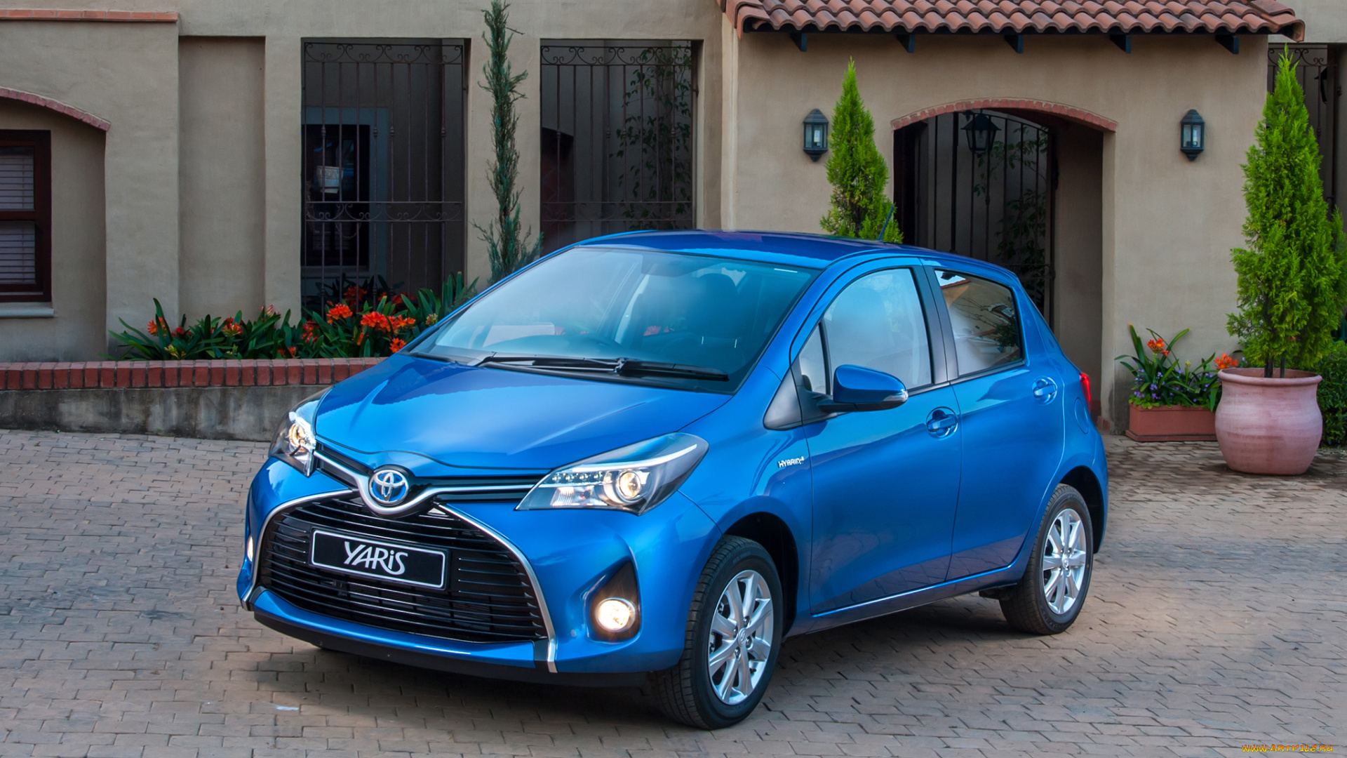 автомобили, toyota, yaris, синий, 2014г, za-spec, hybrid