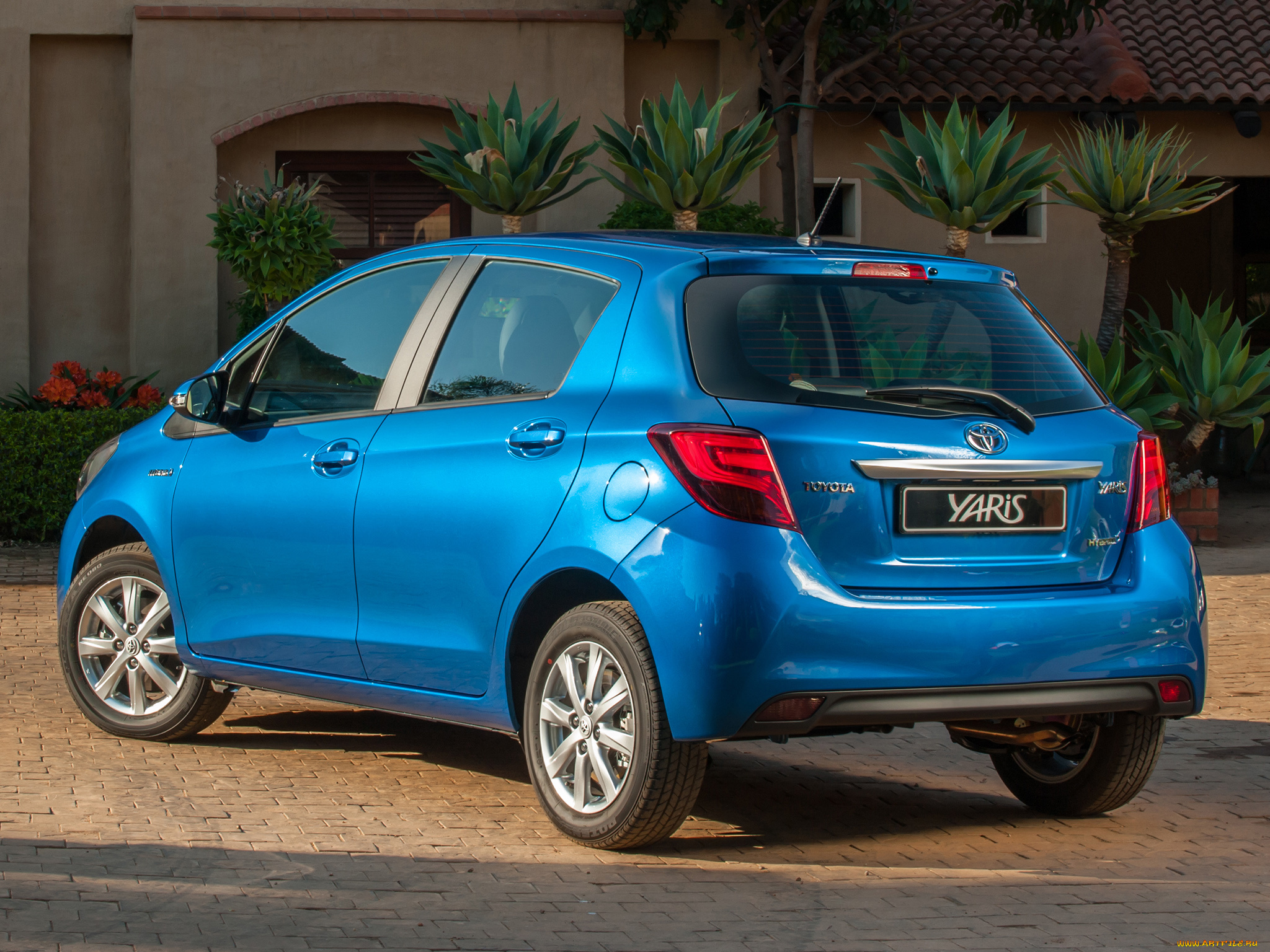 автомобили, toyota, синий, 2014г, za-spec, hybrid, yaris