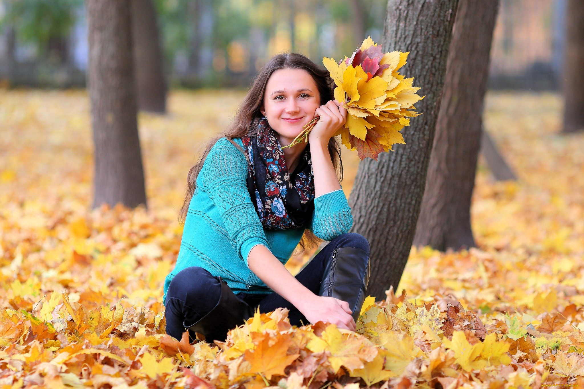 девушки, -, брюнетки, , шатенки, шатенка, листья, косынка, свитер, осень, парк, сапоги, деревья