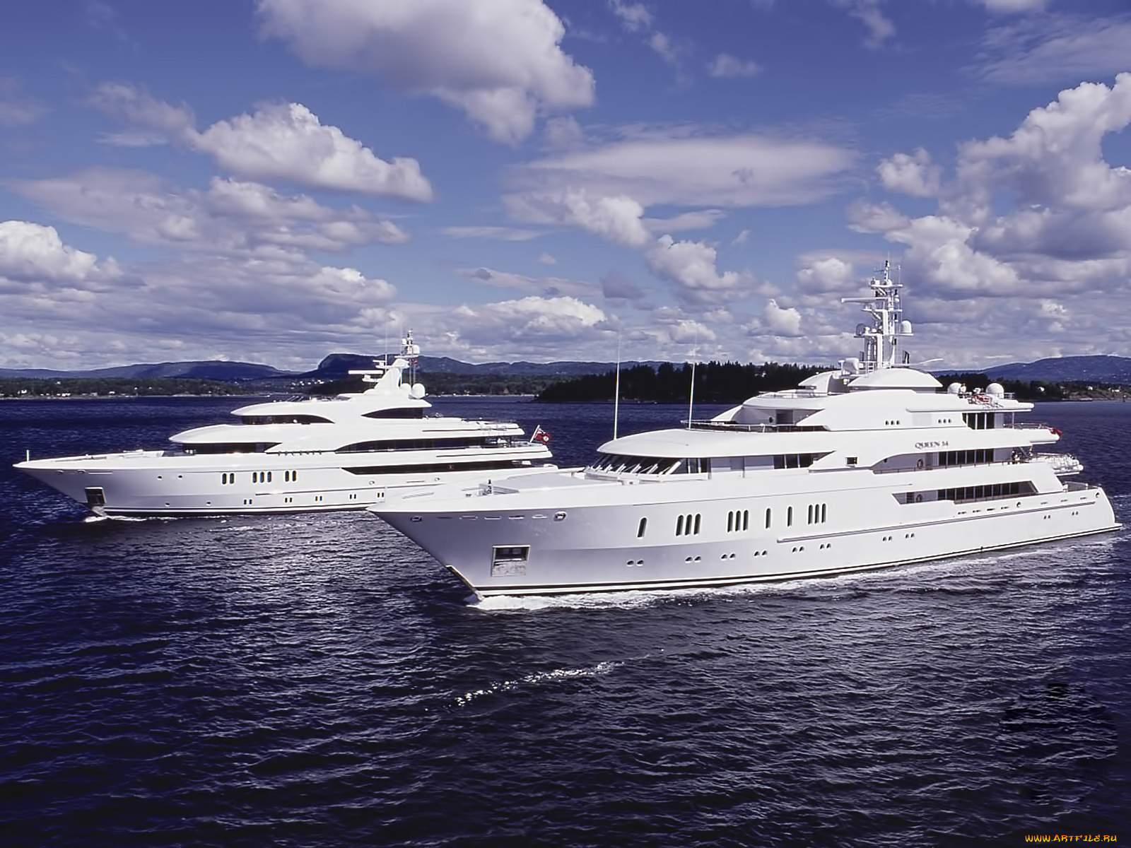 корабли, Яхты