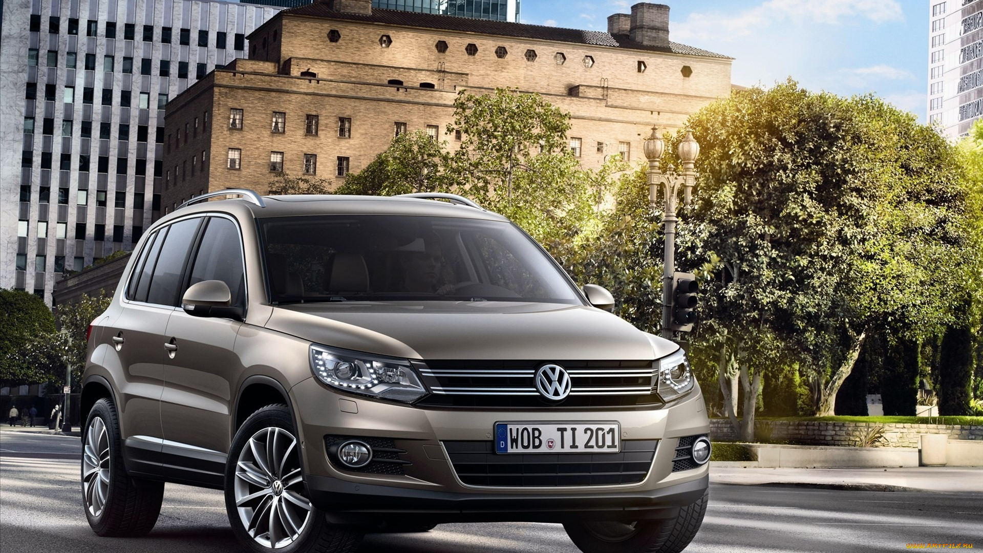 автомобили, volkswagen, деревья, фонарный, столб, дома, облака, небо, автомобиль, дорога