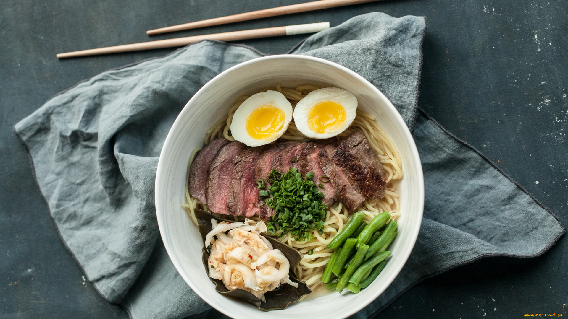 еда, вторые, блюда, мясо, лапша, спаржа, яйцо