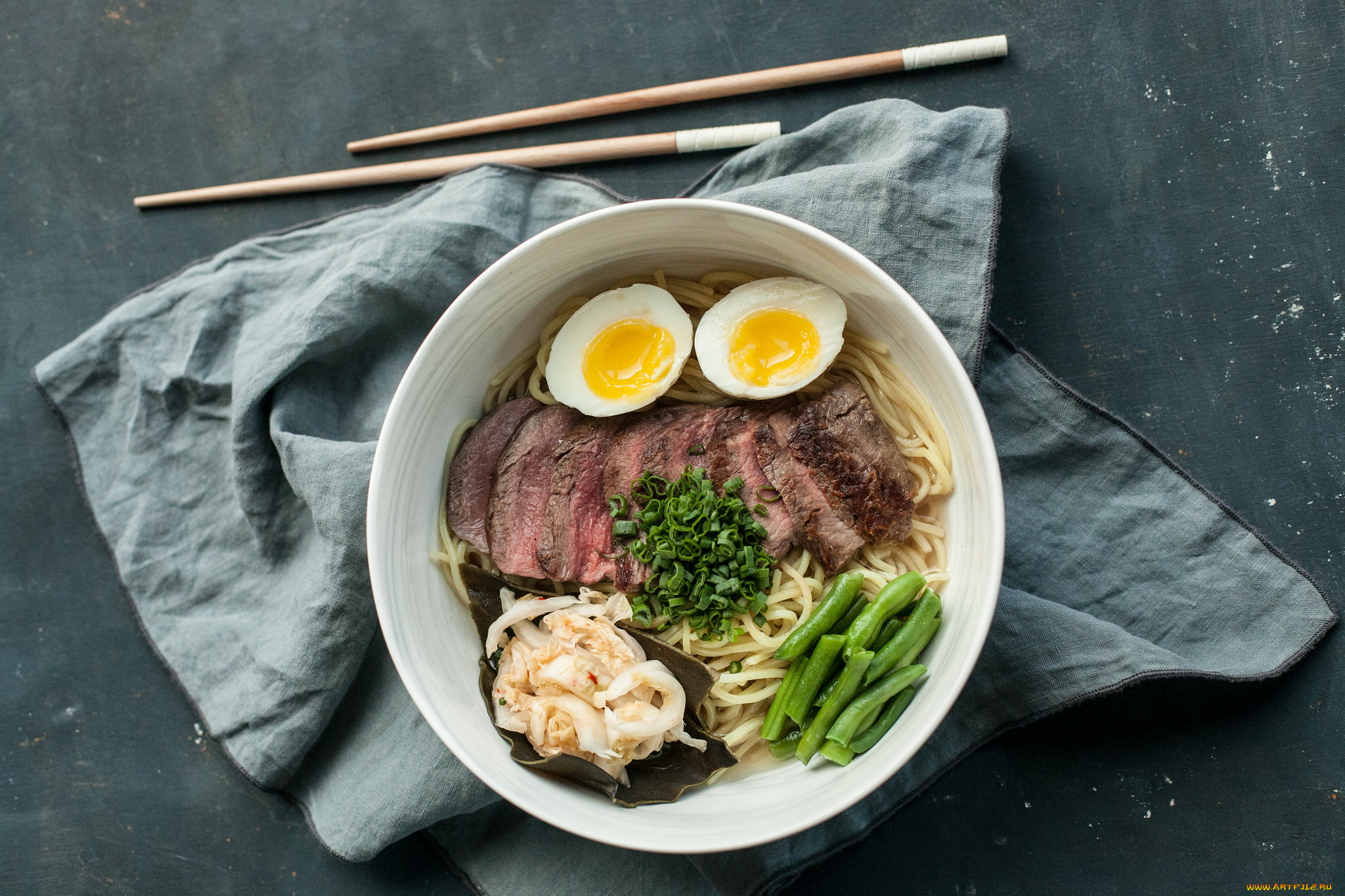 еда, вторые, блюда, мясо, лапша, спаржа, яйцо