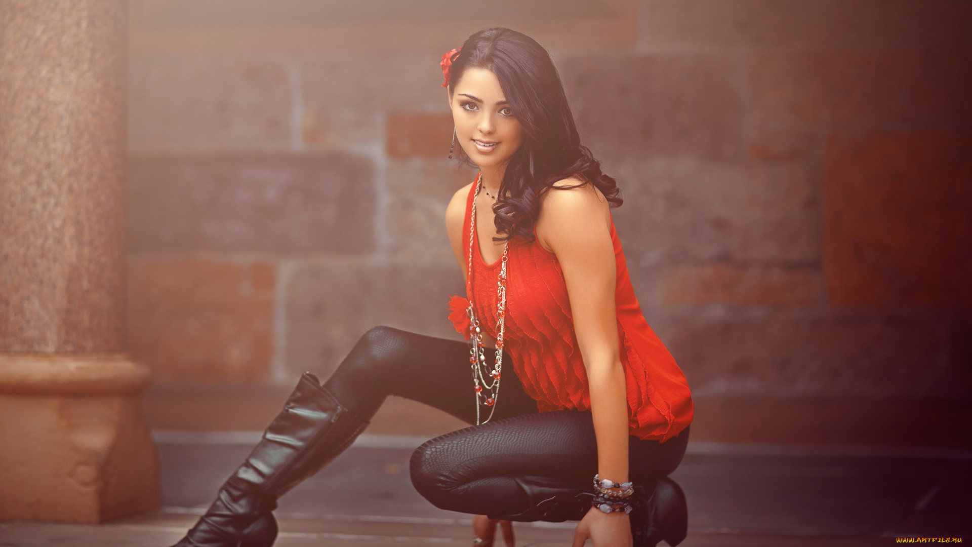 девушки, -unsort, , брюнетки, темноволосые, топ, брюнетка, штаны, туман, сапоги