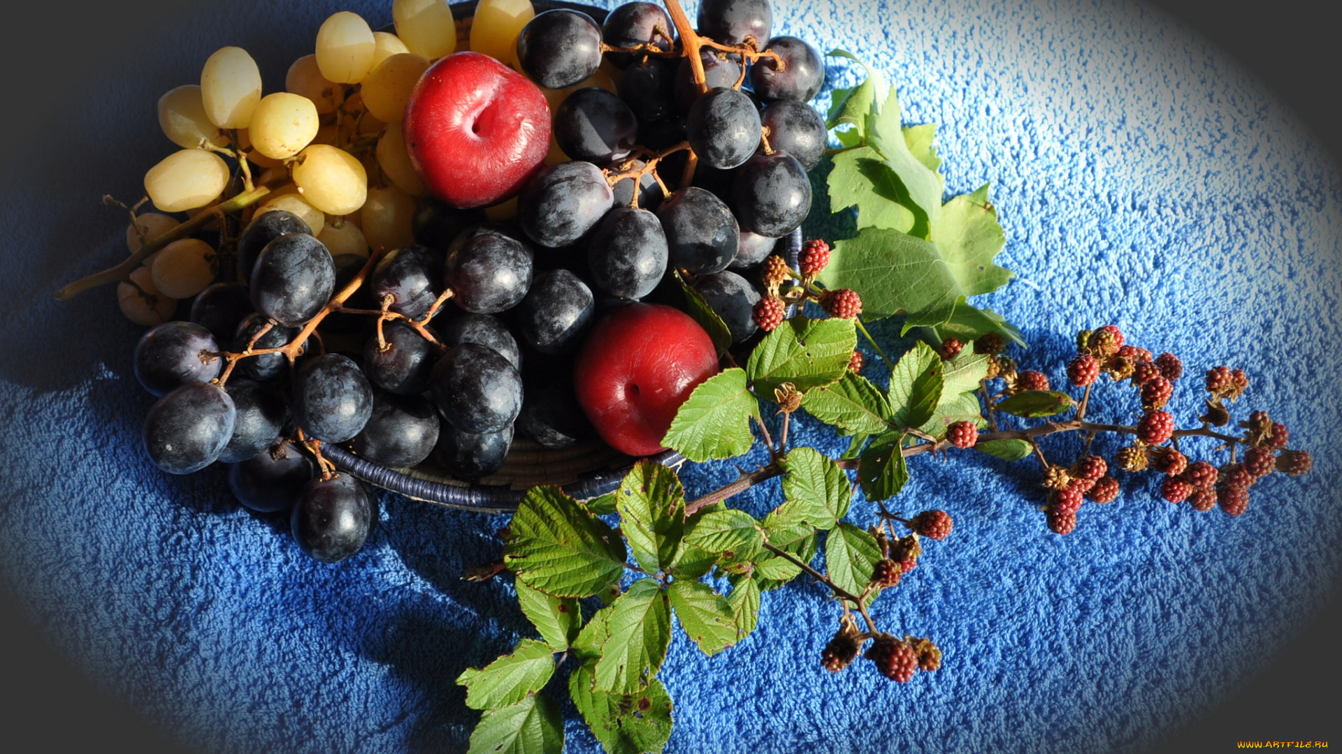 еда, фрукты, , ягоды, малина, сливы, виноград