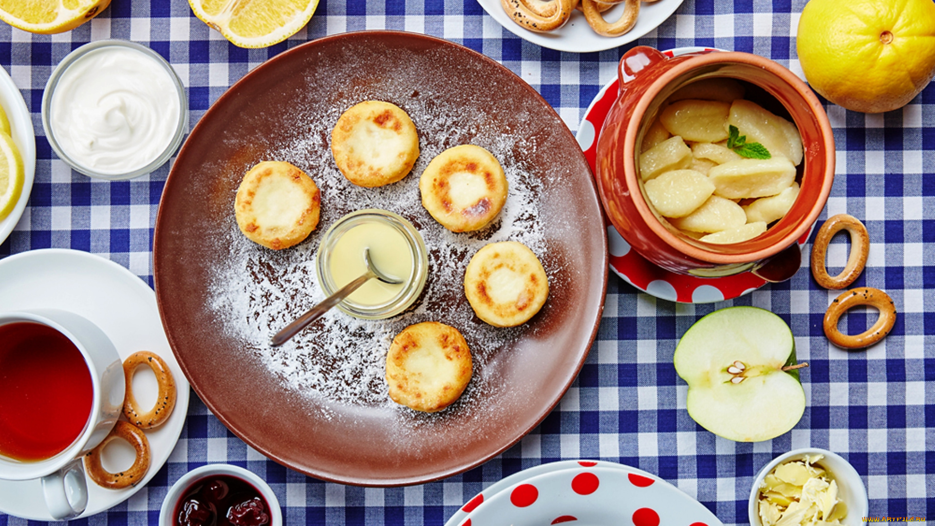 еда, вторые, блюда, чай, сметана, яблоки, лимон, сушки, сырники