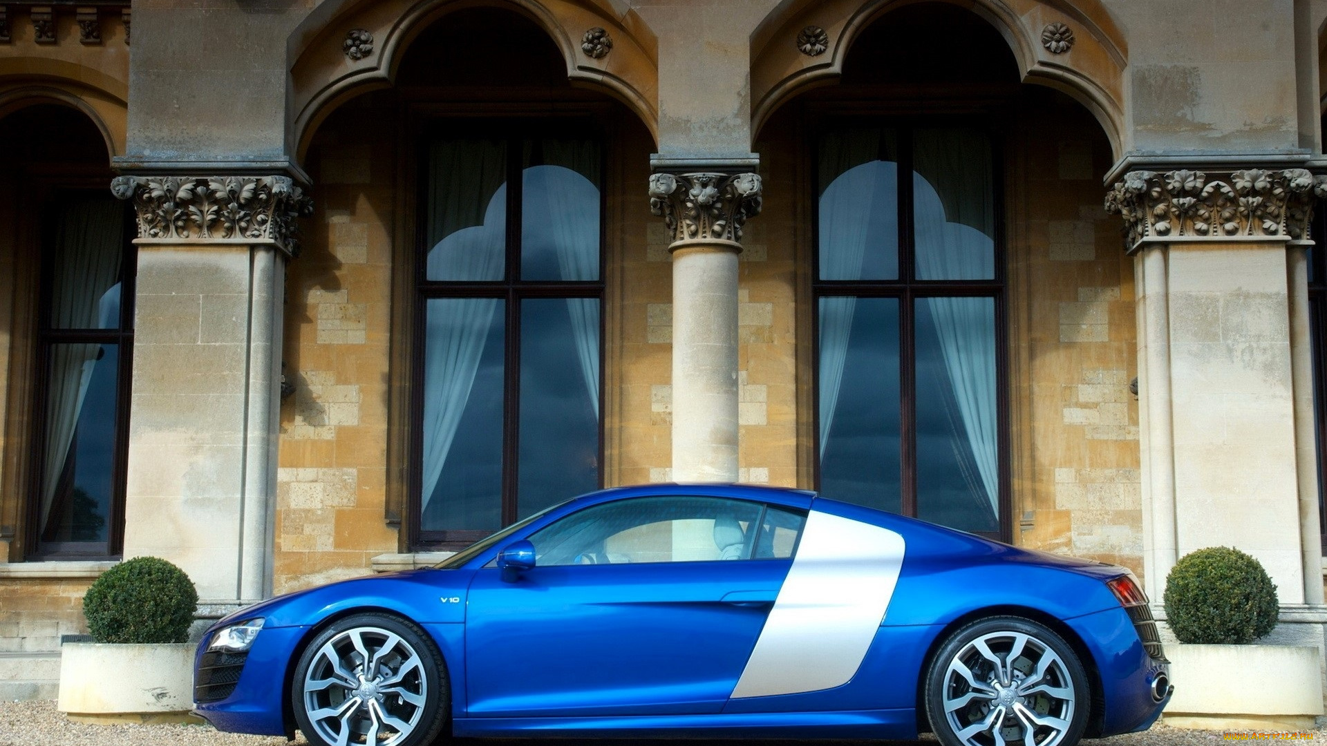 audi, r8, v10, автомобили, audi, синий, здание, особняк