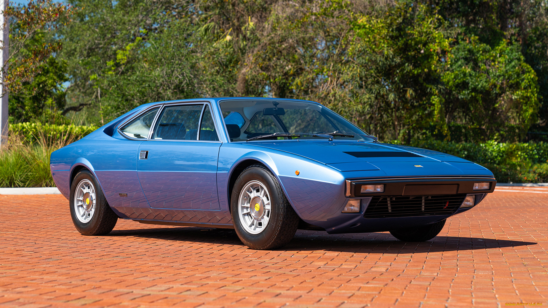 автомобили, dino