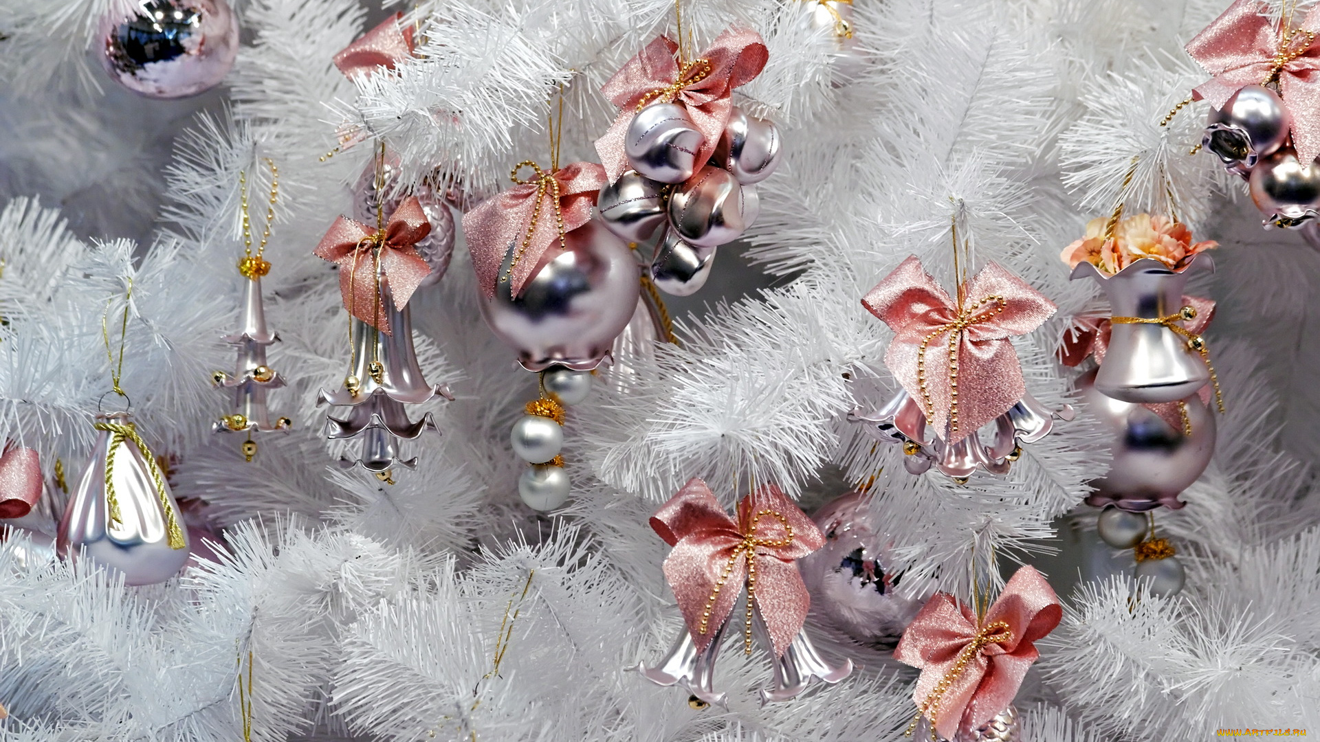праздничные, Ёлки, колокольчики, елка, бантики, шарики