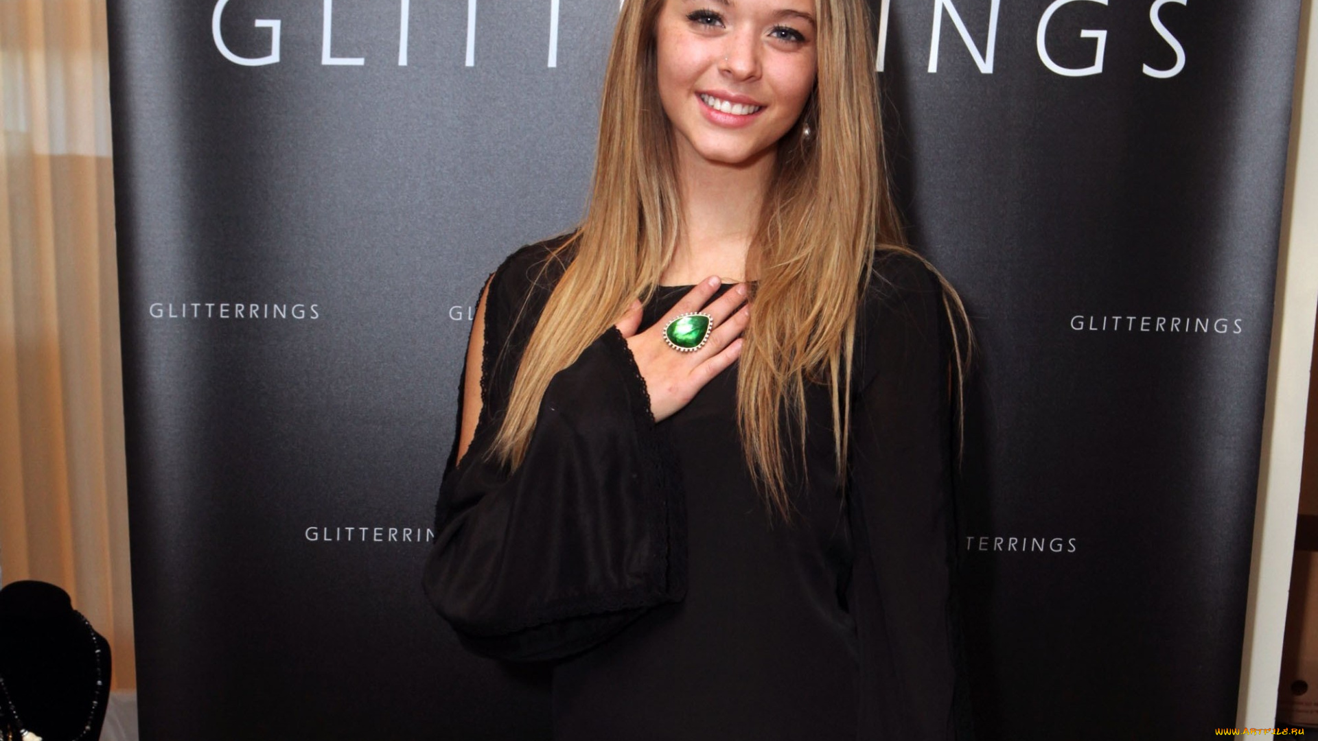 девушки, sasha, pieterse, актриса, платье, улыбка, кольцо, блондинка