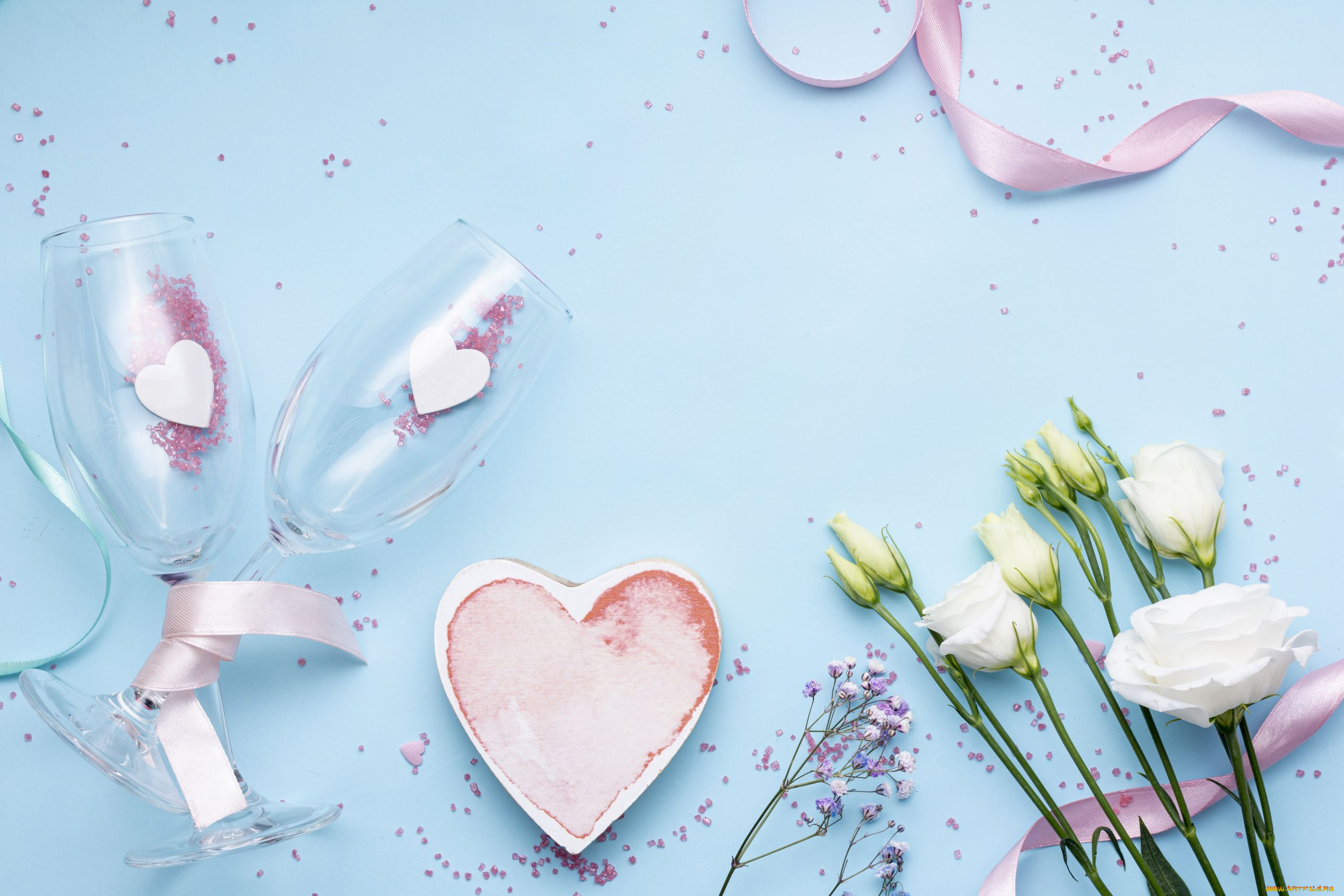 праздничные, день, святого, валентина, , сердечки, , любовь, ленточка, эустома, сердечки, бокалы