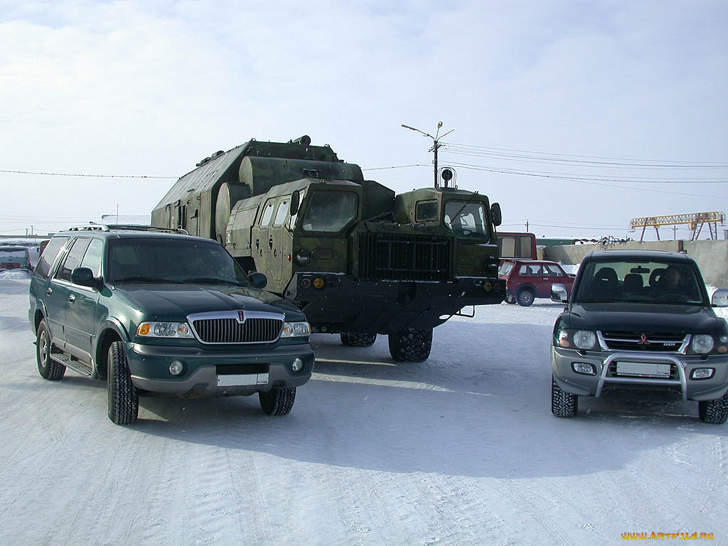 автомобили, разные, вместе