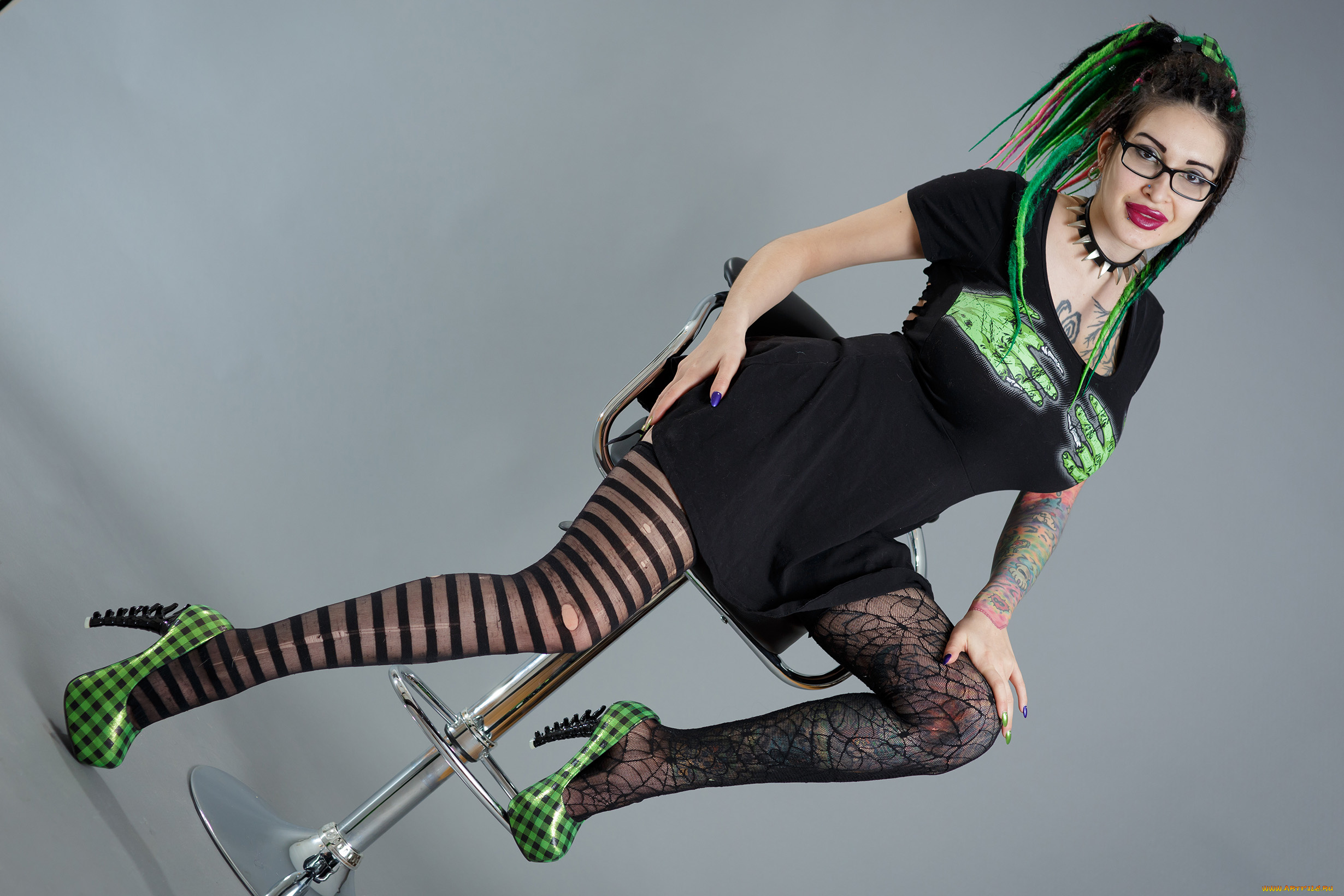 девушки, ariane, saint-amour, улыбка, девушка, фон, взгляд