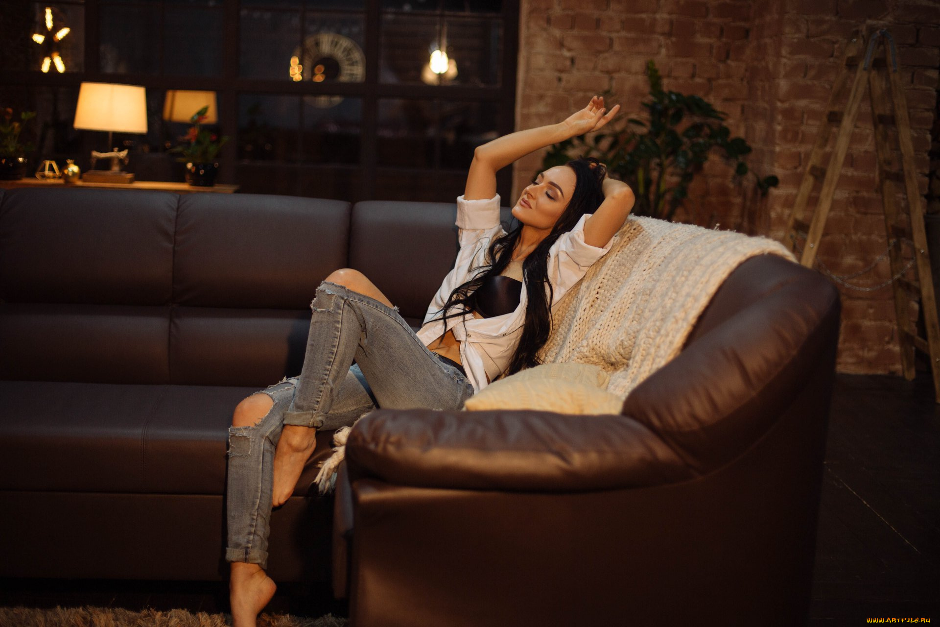 девушка, -, girl, девушки, -, брюнетки, , шатенки, девушка, женщина, брюнетка, темноволосая, сексуальная, модель, звезда, позирует, разная, обувь, верхняя, стильная, одежда, нижнее, эротическое, бельё, трусы, лифчик, колготки, чулки, аксессуары, макияж, и, множество, элементов, на, фотографии