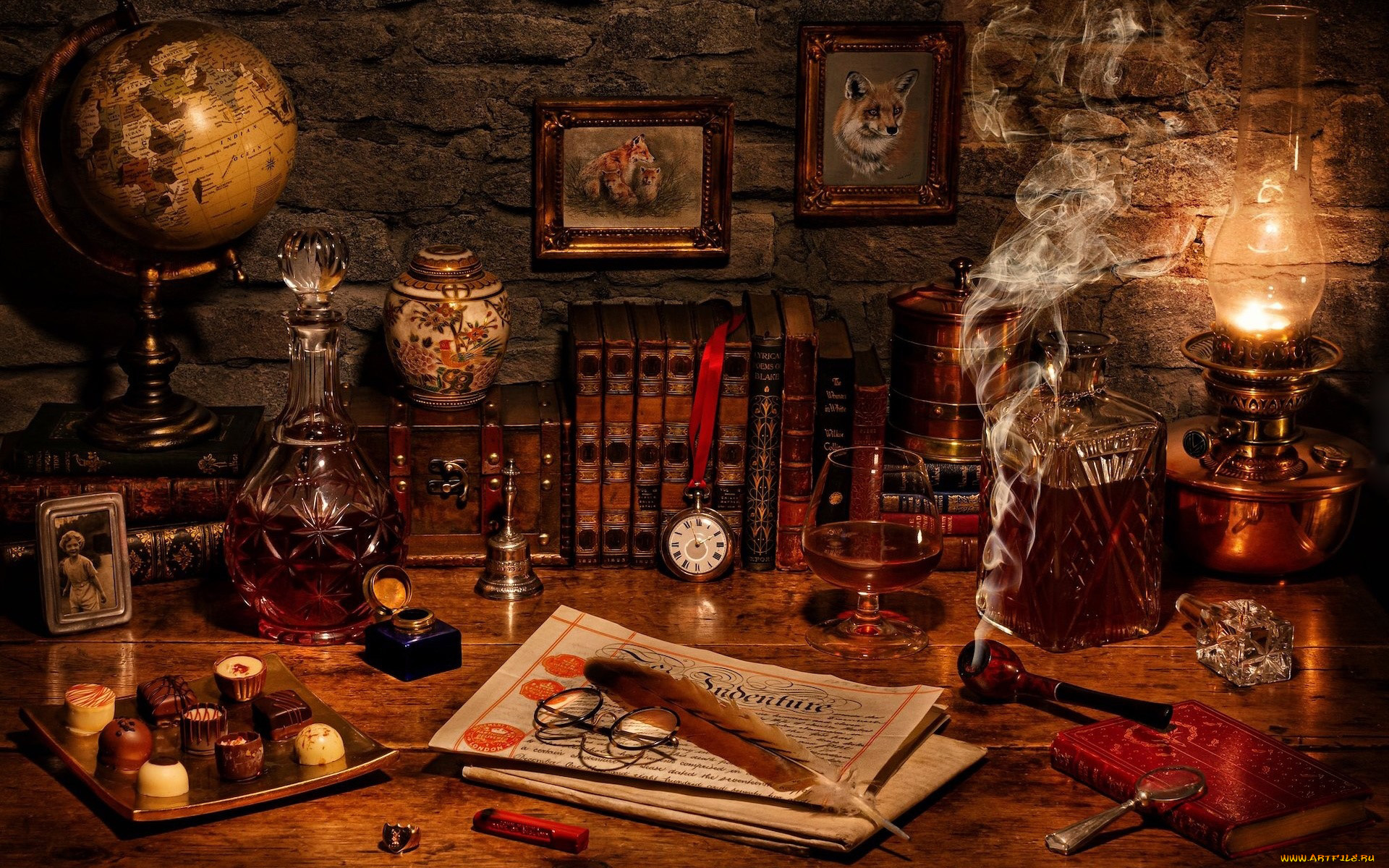 еда, натюрморт, лампа, глобус, конфеты, коньяк, вино