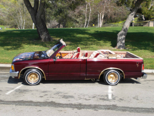 Картинка автомобили nissan datsun