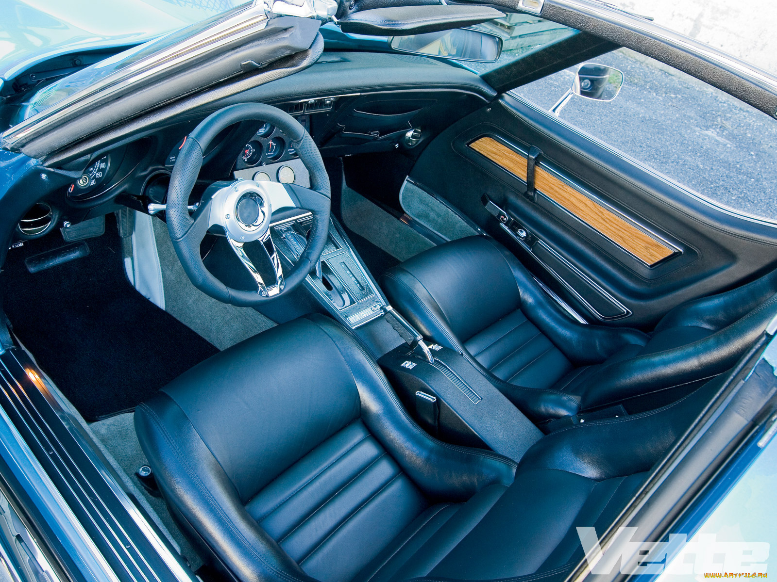 автомобили, интерьеры