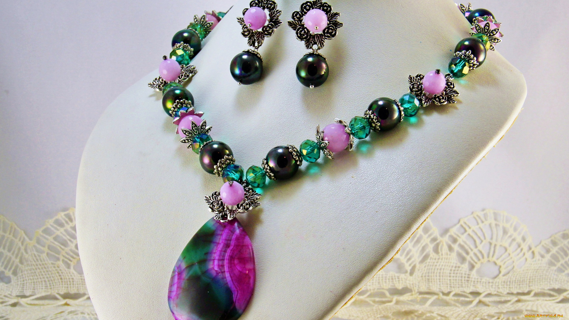 разное, украшения, , аксессуары, , веера, украшение, фон, бусы, серьги, ожерелье, бижутерия