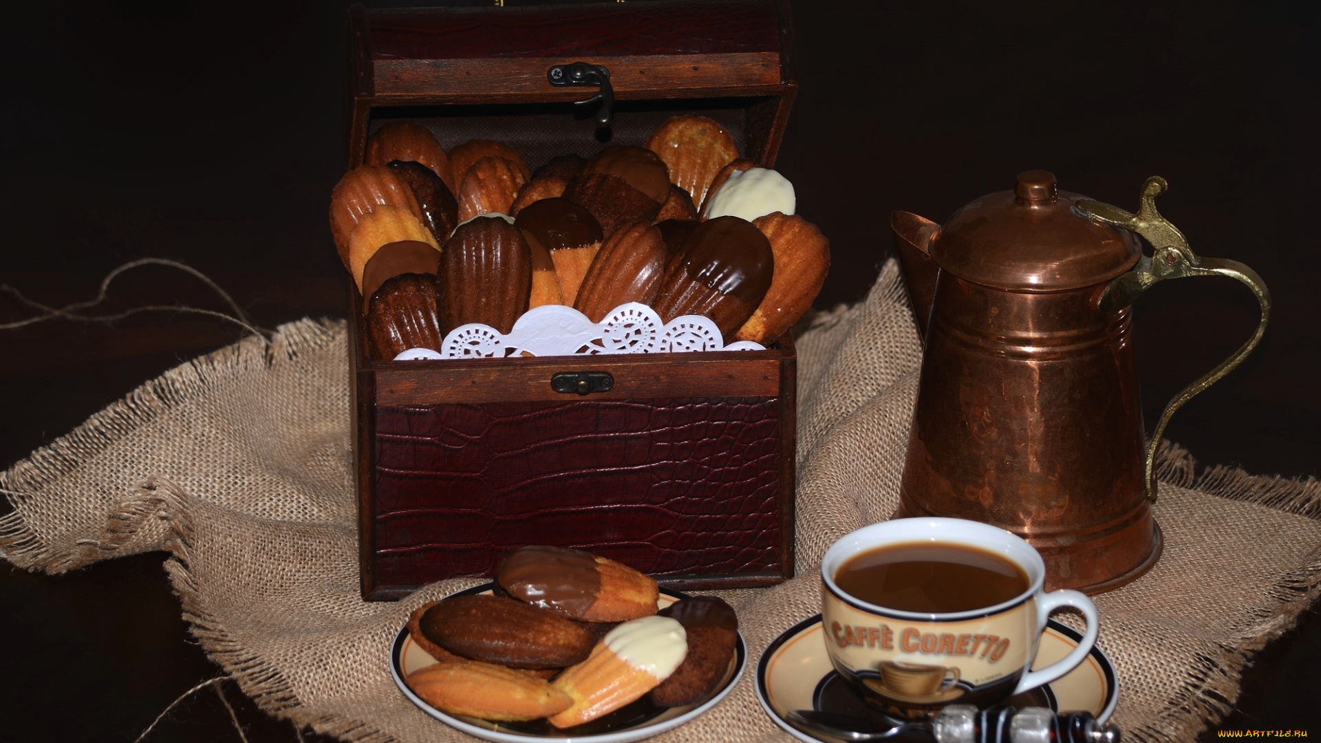 еда, пирожные, , кексы, , печенье, мадлен, кофейник, сундук, печенье, натюрморт, кофе