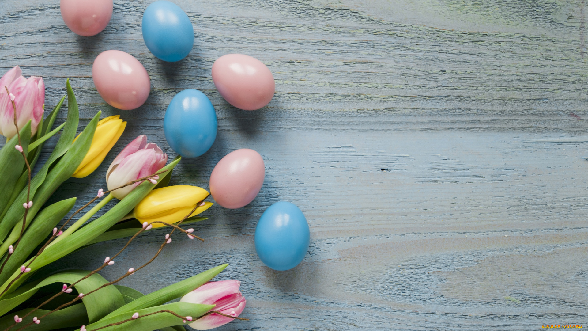 праздничные, пасха, wood, желтые, decoration, happy, spring, яйца, крашеные, yellow, tender, тюльпаны, easter, розовые, весна, цветы, eggs, flowers, tulips, pink