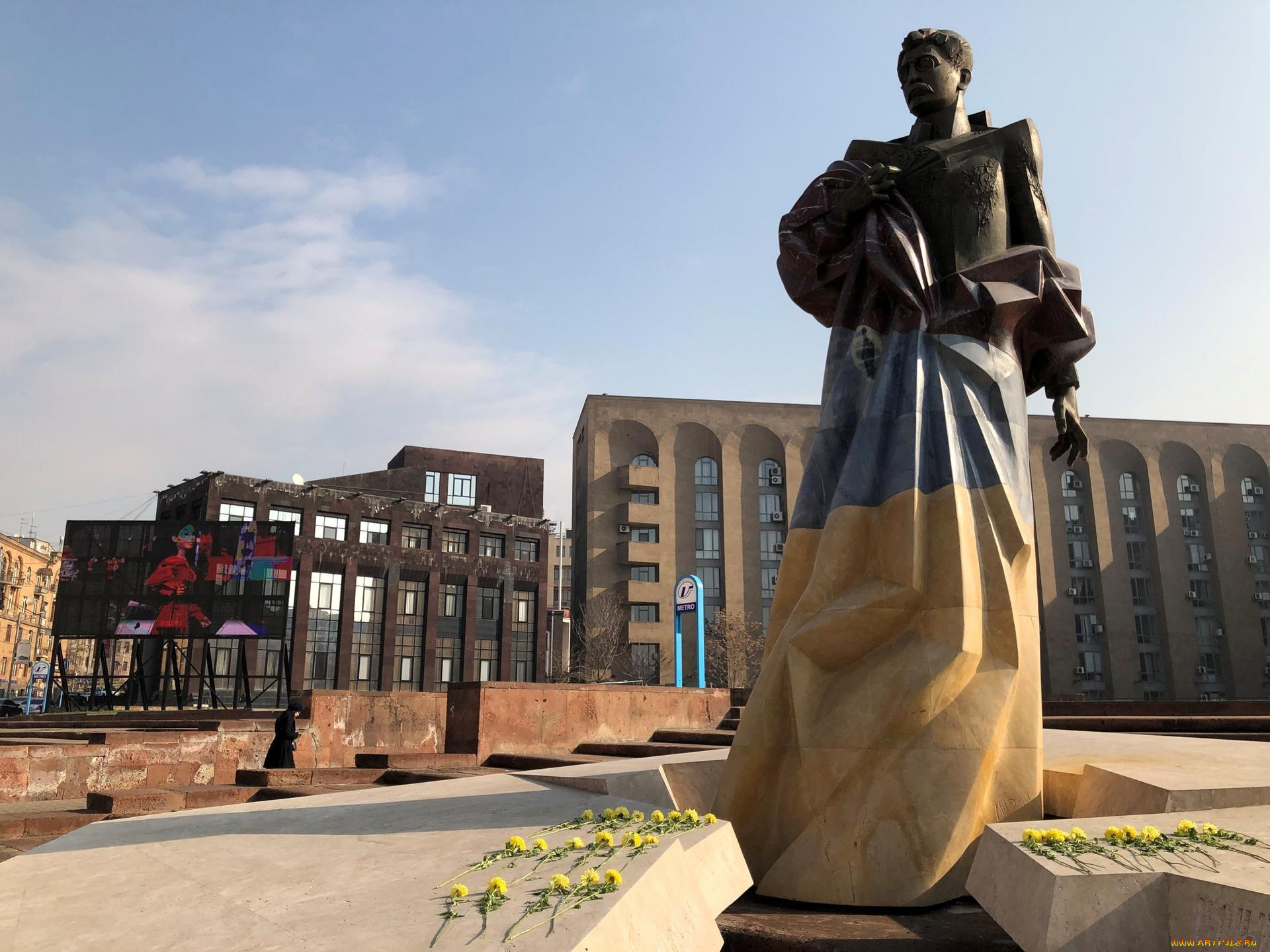 города, ереван, , армения, памятник, арам, манукян, eрeван, революционер, общественный, политический, деятель, армeния