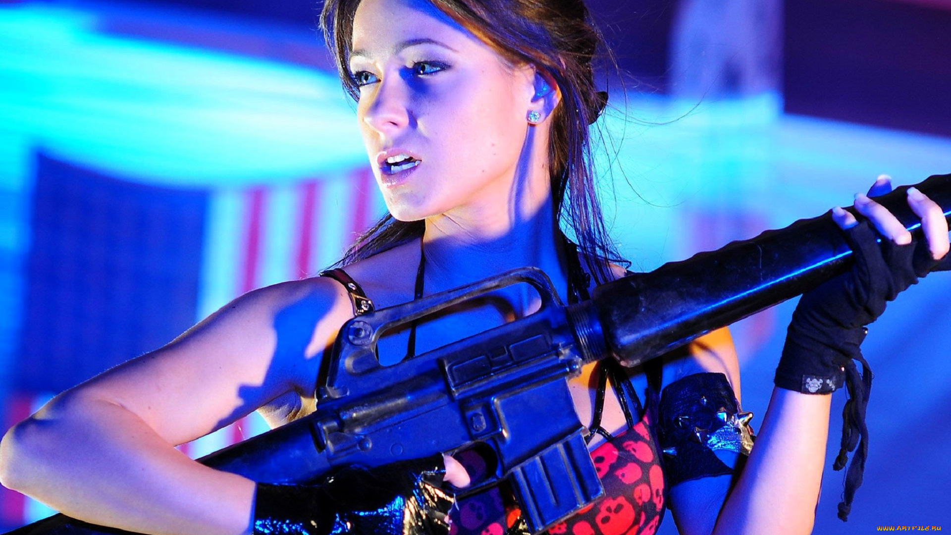 девушки, melisa, mendiny, , kristina, uhrinova, брюнетка, белье, оружие, неон, перчатки