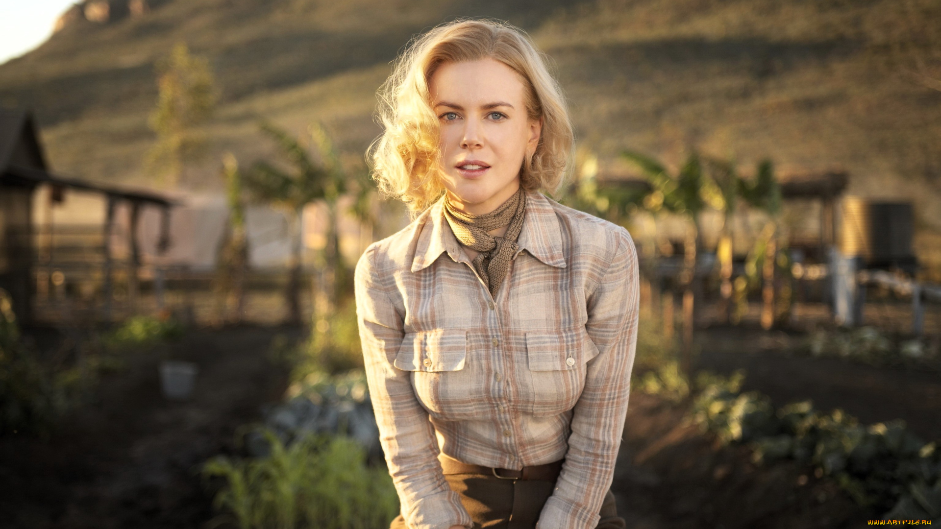 кино, фильмы, australia, девушка, блондинка, рубашка, селение, горы