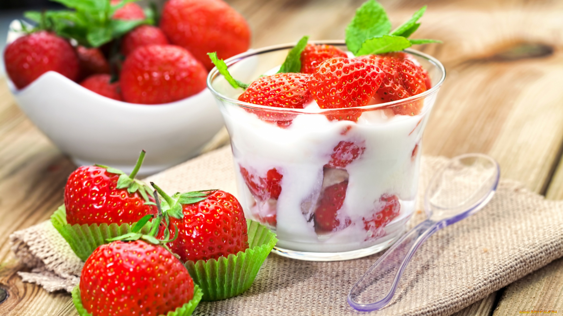 еда, мороженое, , десерты, йогурт, ягоды, клубника, berries, strawberry