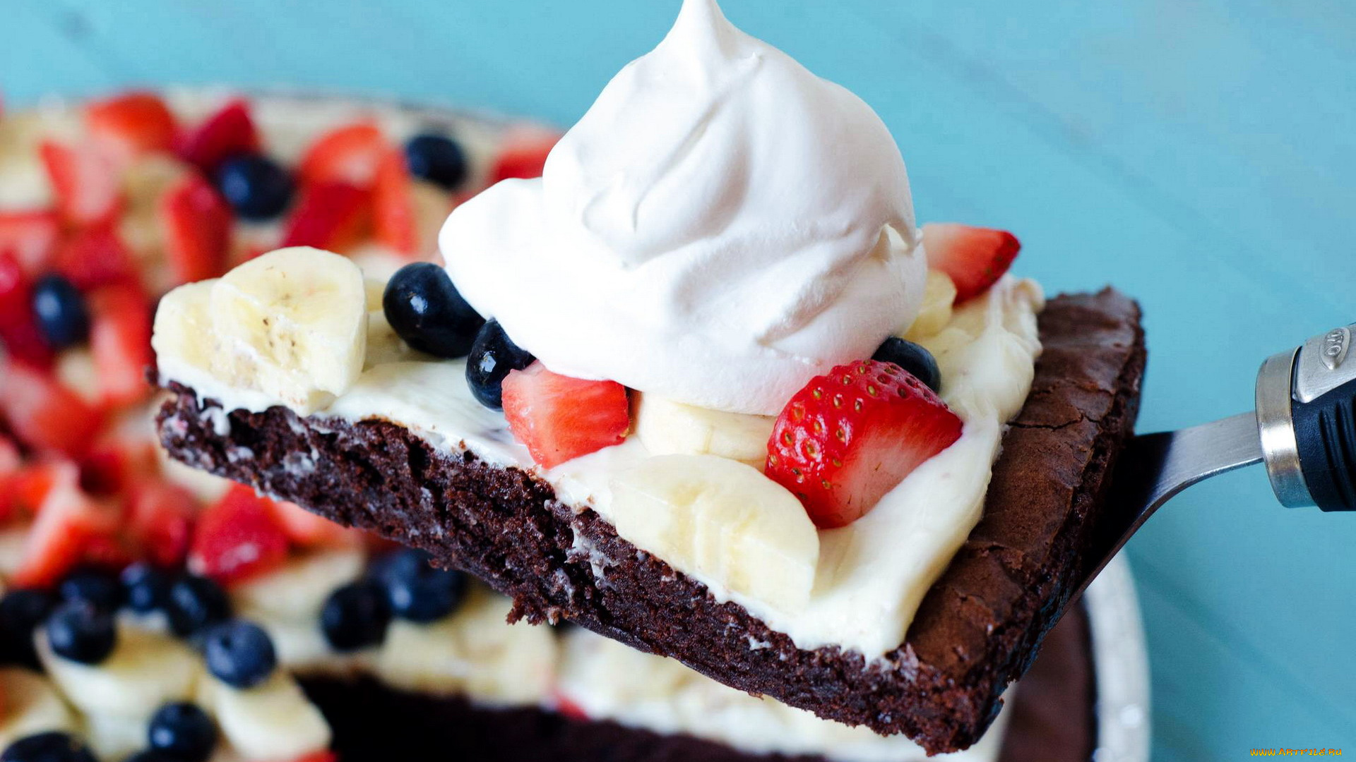 еда, пироги, сливки, черника, клубника