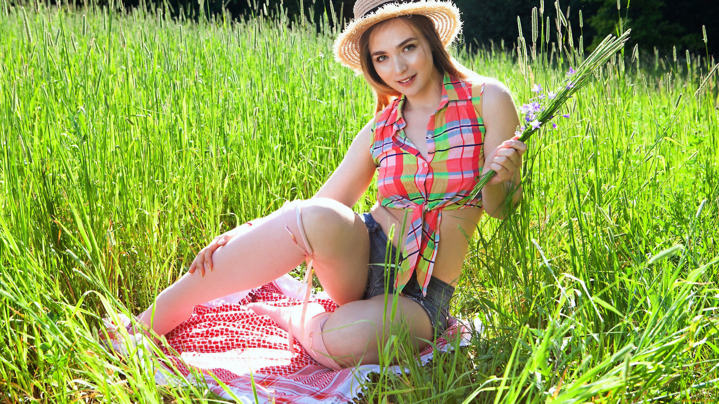 девушки, -unsort, , брюнетки, темноволосые, шорты, рубашка, шляпа