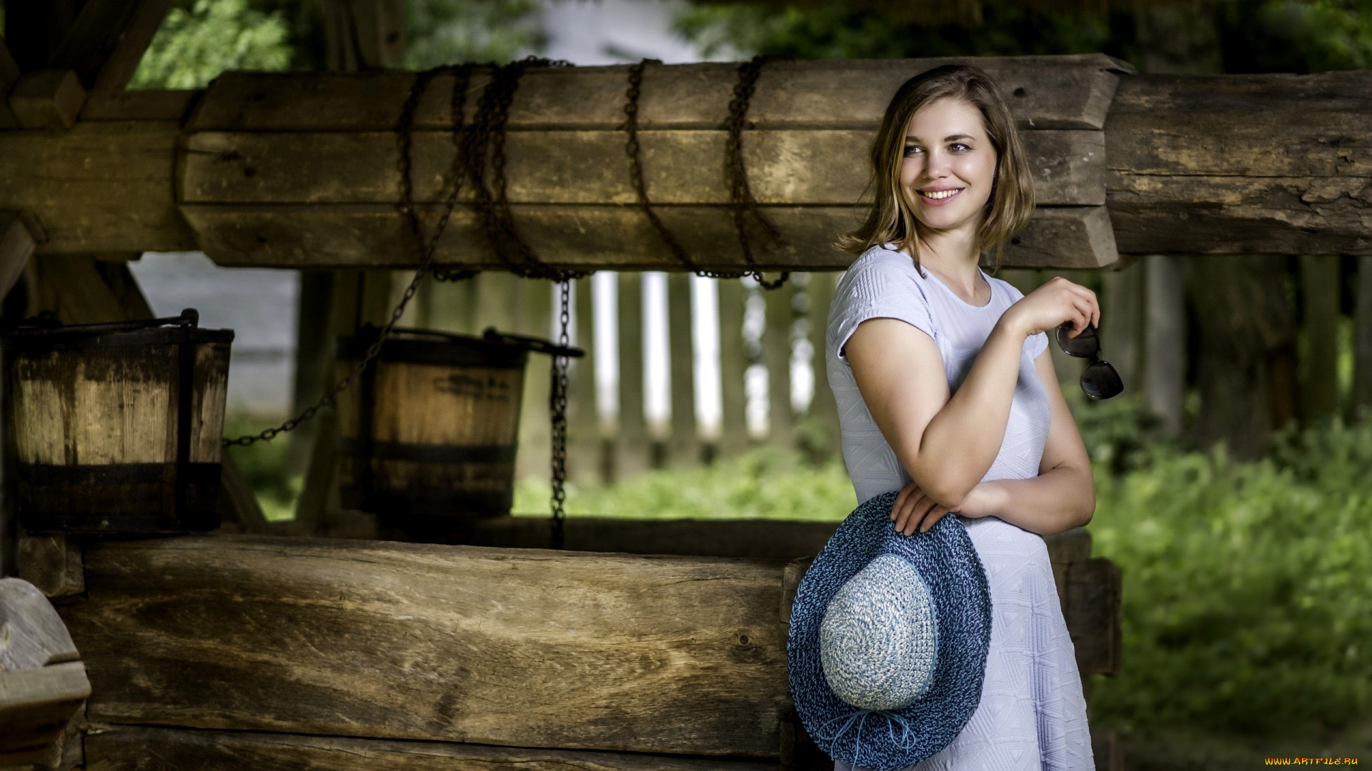 девушки, -, брюнетки, , шатенки, колодец, ведра, шатенка, очки, шляпа, улыбка