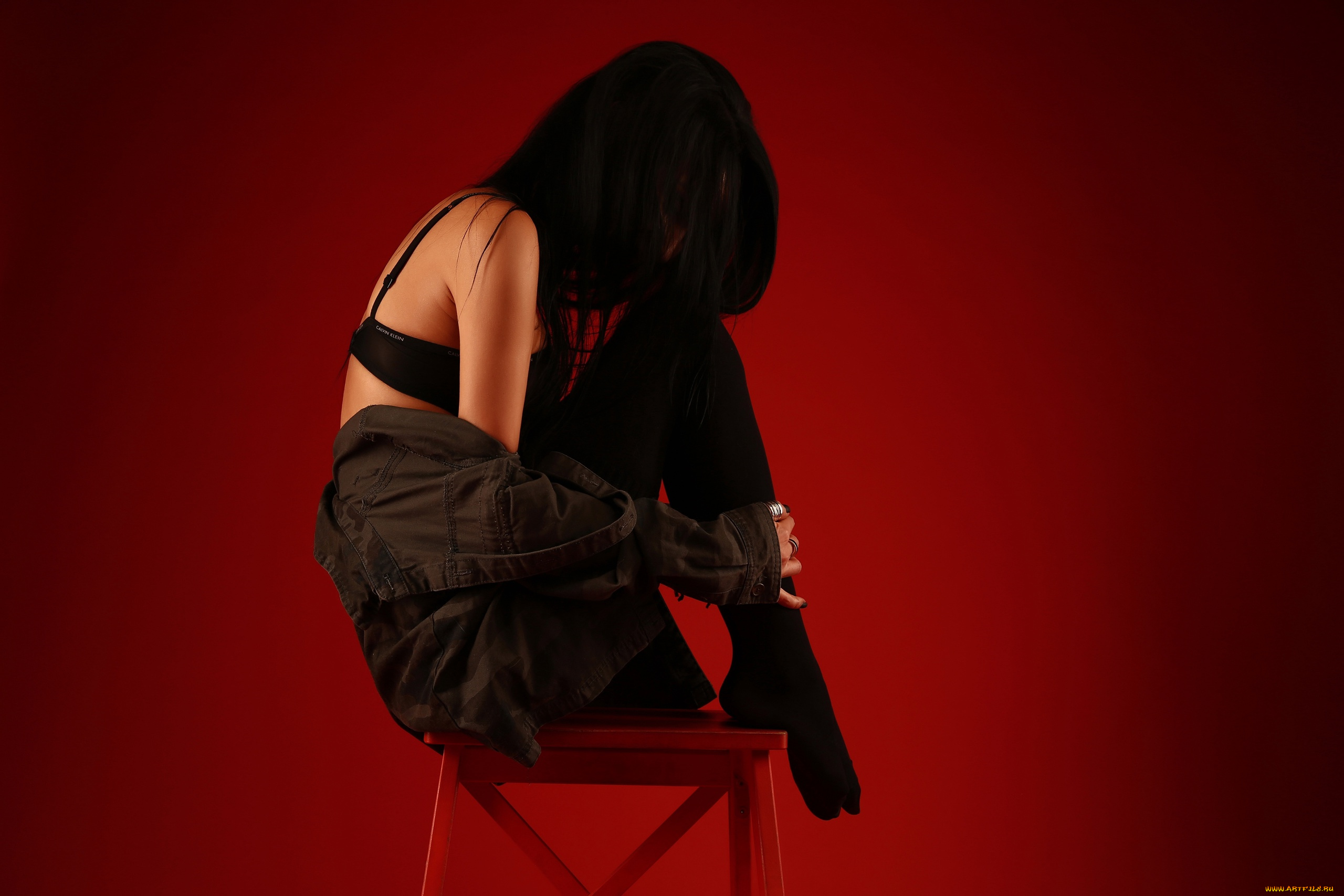 бестия, девушки, -, брюнетки, , шатенки, девушка, женщина, брюнетка, темноволосая, сексуальная, модель, звезда, позирует, разная, обувь, верхняя, стильная, одежда, нижнее, эротическое, бельё, трусы, лифчик, колготки, чулки, аксессуары, макияж, и, множество, элементов, на, фотографии