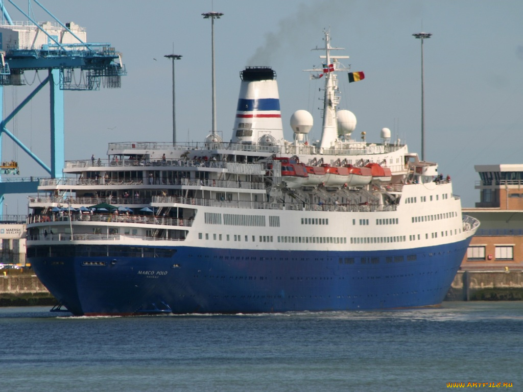 корабли, теплоходы